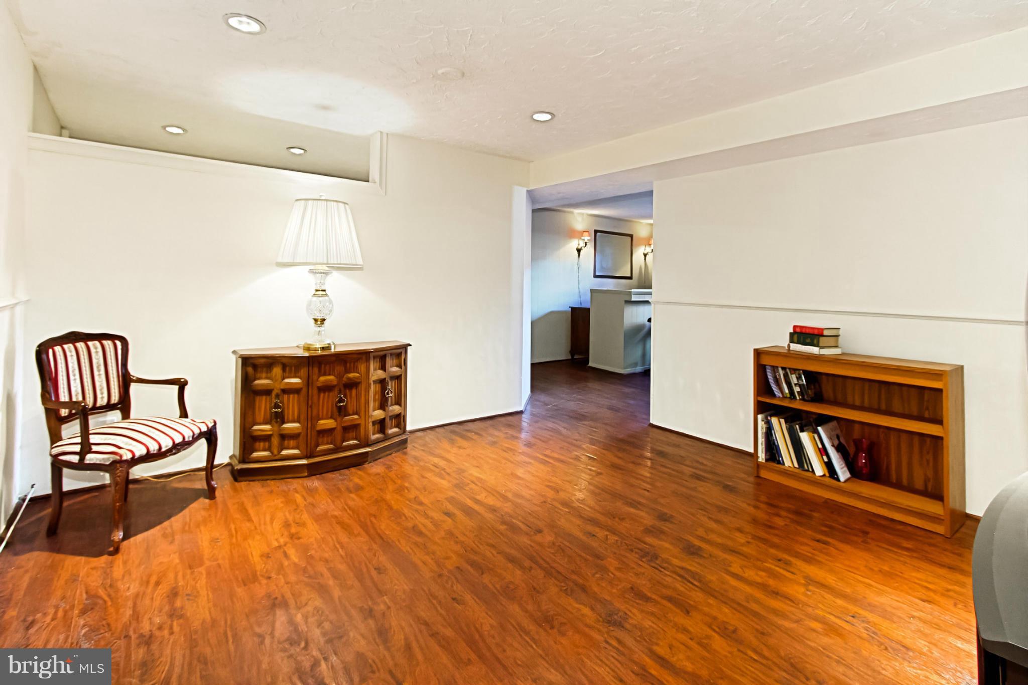 DOUGLAS PARK - Residential