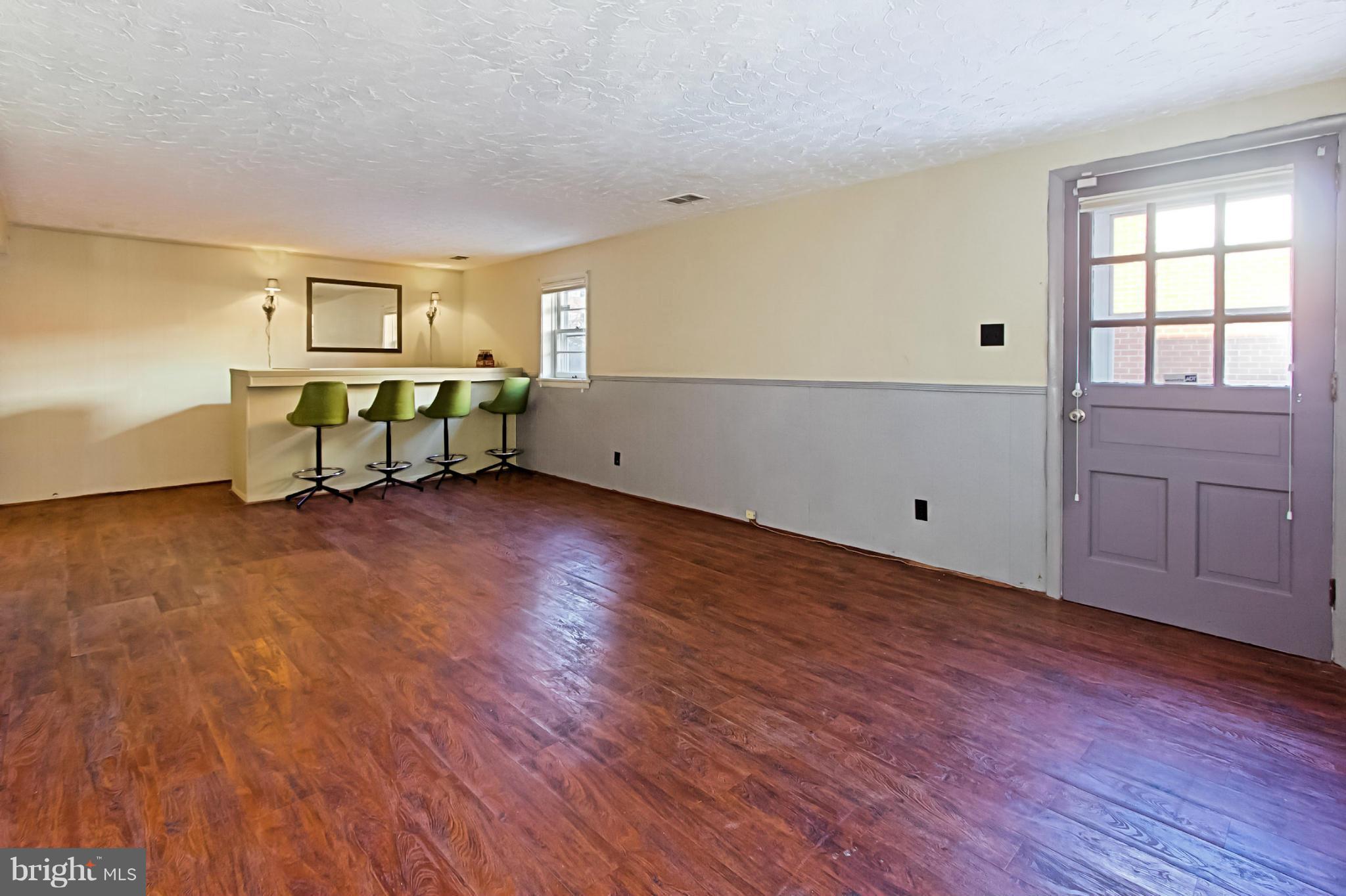 DOUGLAS PARK - Residential