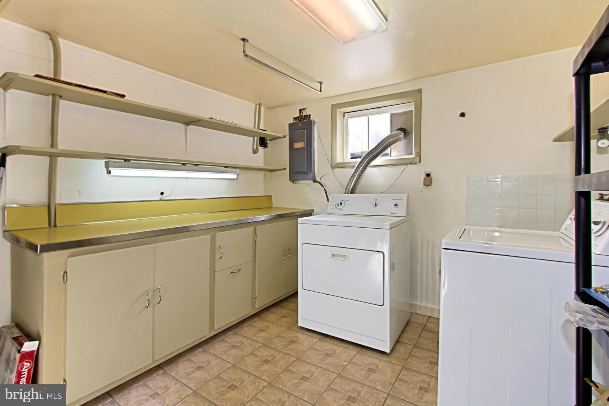 DOUGLAS PARK - Residential