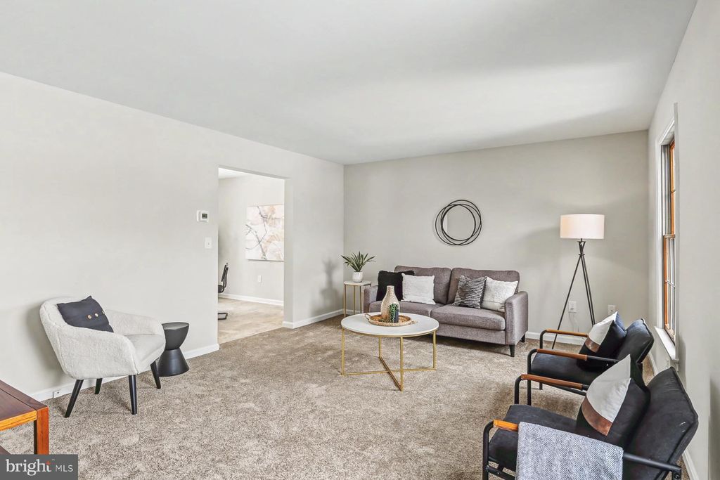 Photo of 344 Eddington Avenue, HARRISBURG, PA 17111 (MLS # PADA2056620)