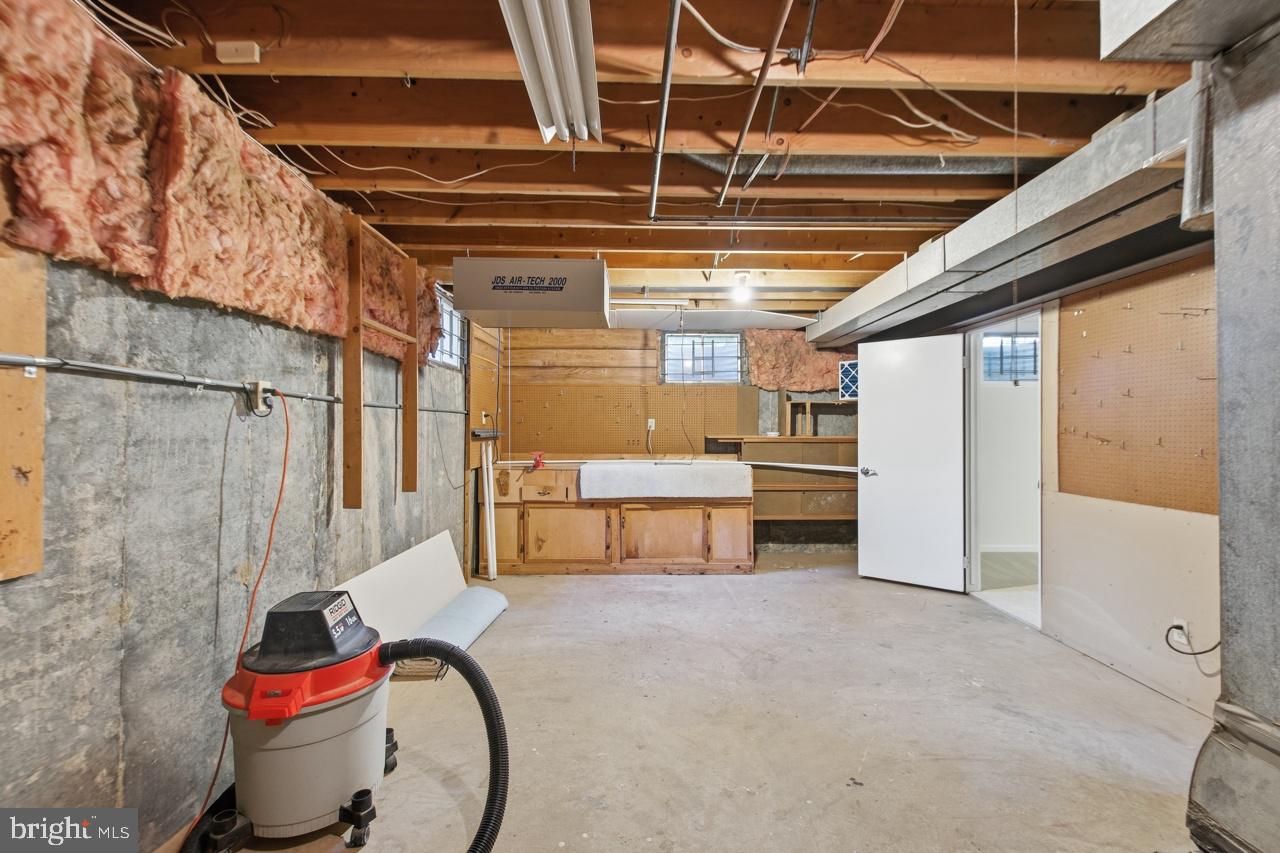 LONGWOOD KNOLLS - Residential