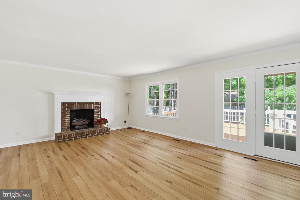 LONGWOOD KNOLLS - Residential