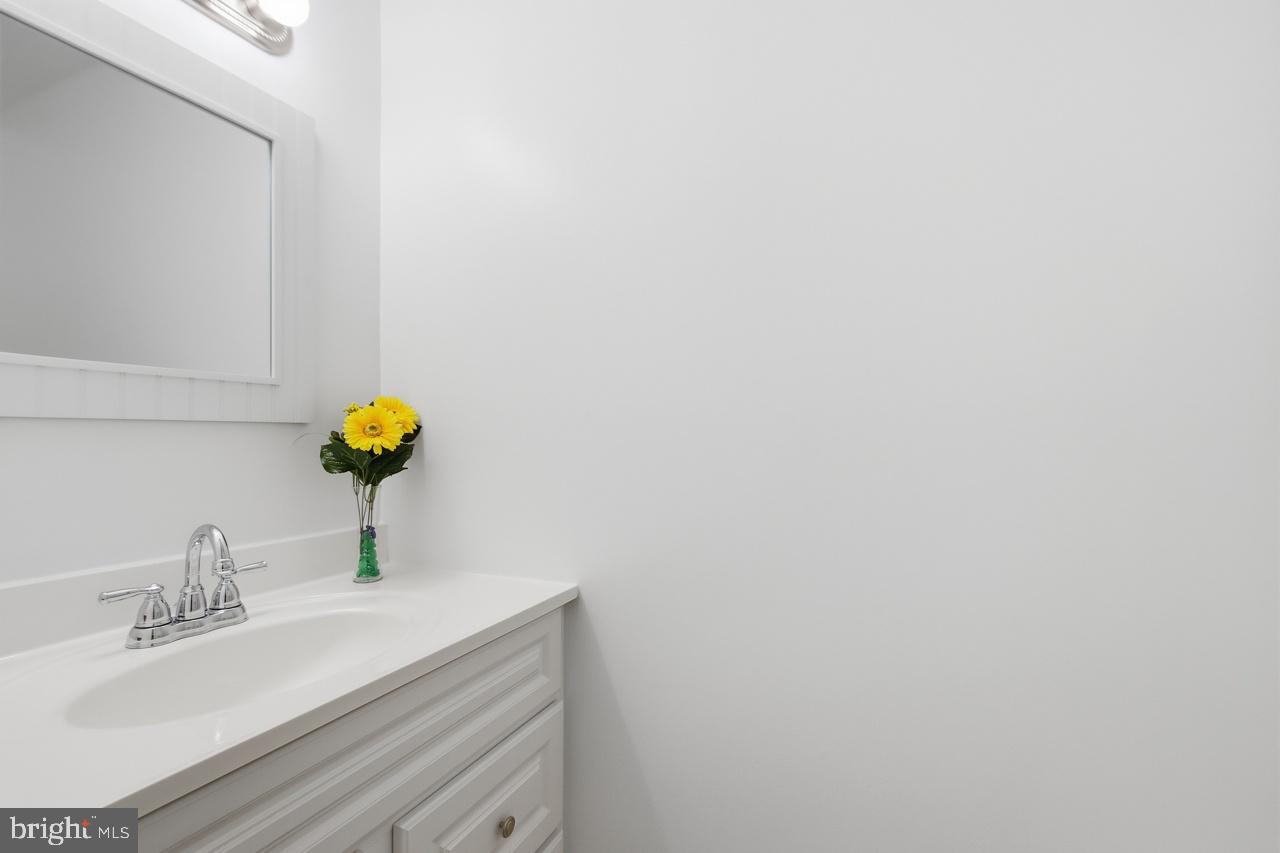 LONGWOOD KNOLLS - Residential
