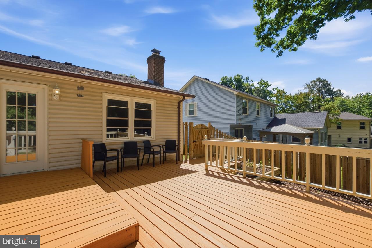 LONGWOOD KNOLLS - Residential