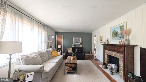 16 WILLIS AVENUE EASTON MD 21601