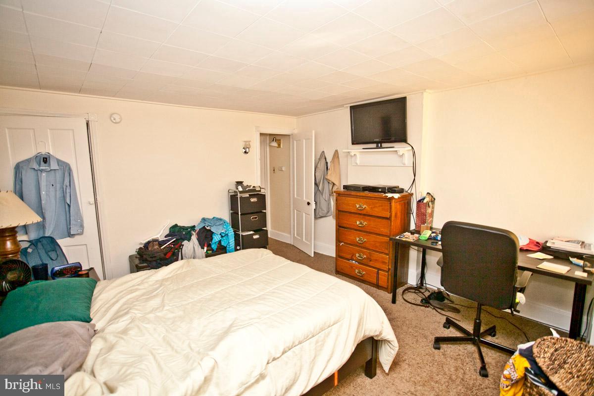 CONSHOHOCKEN - Residential Lease