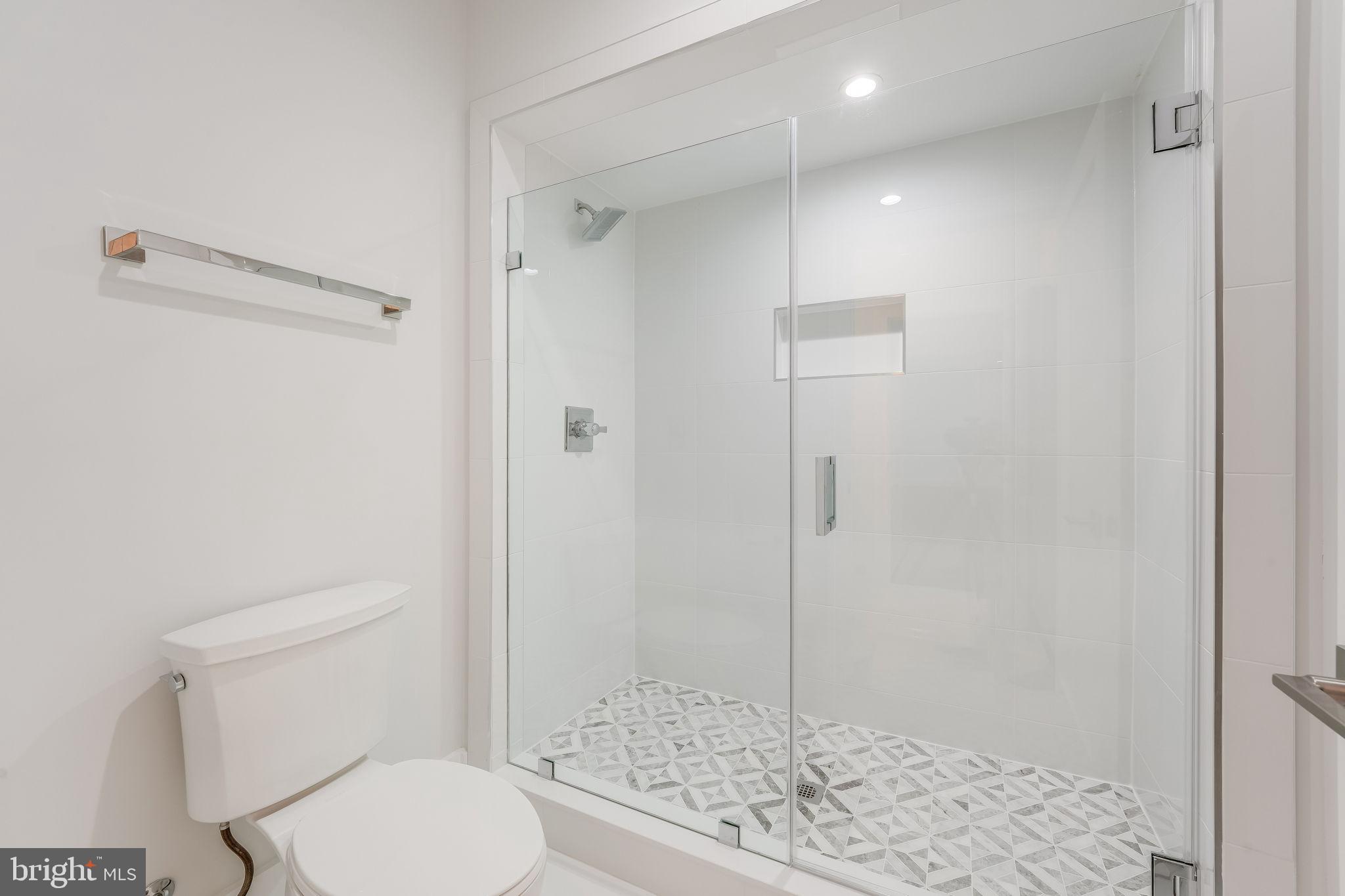 PIMMIT HILLS - Residential