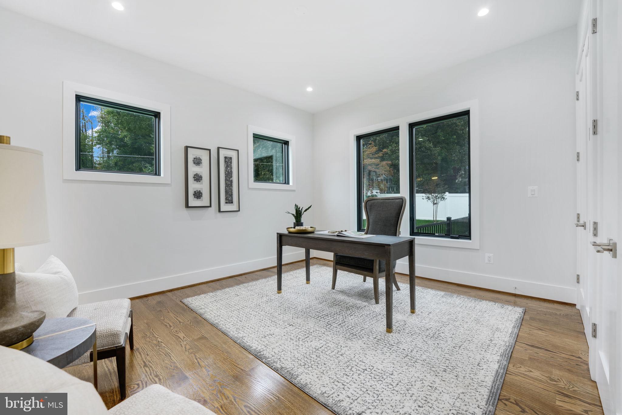 PIMMIT HILLS - Residential