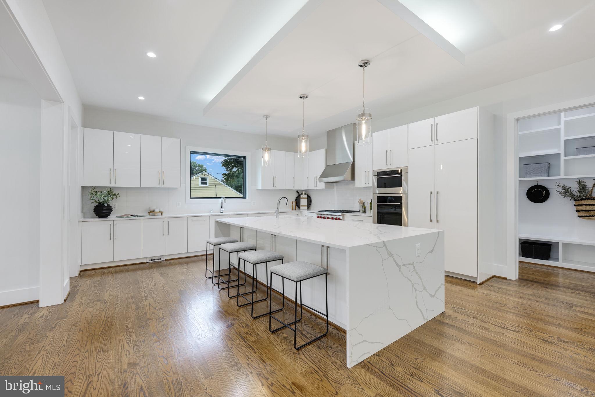 PIMMIT HILLS - Residential