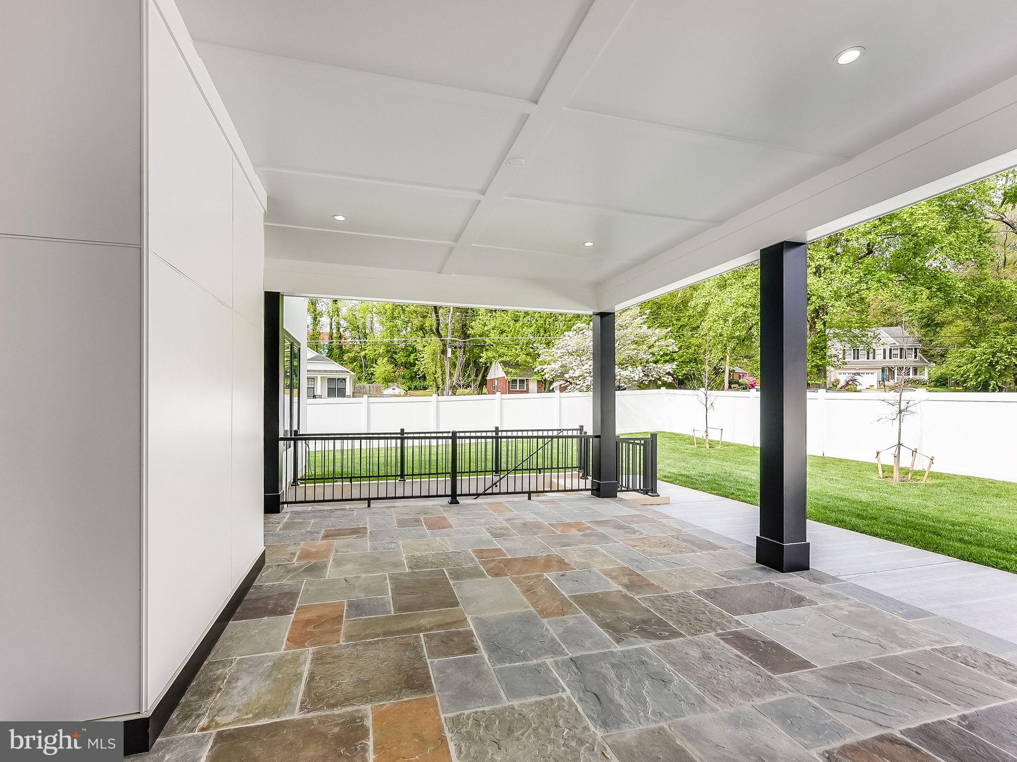 PIMMIT HILLS - Residential