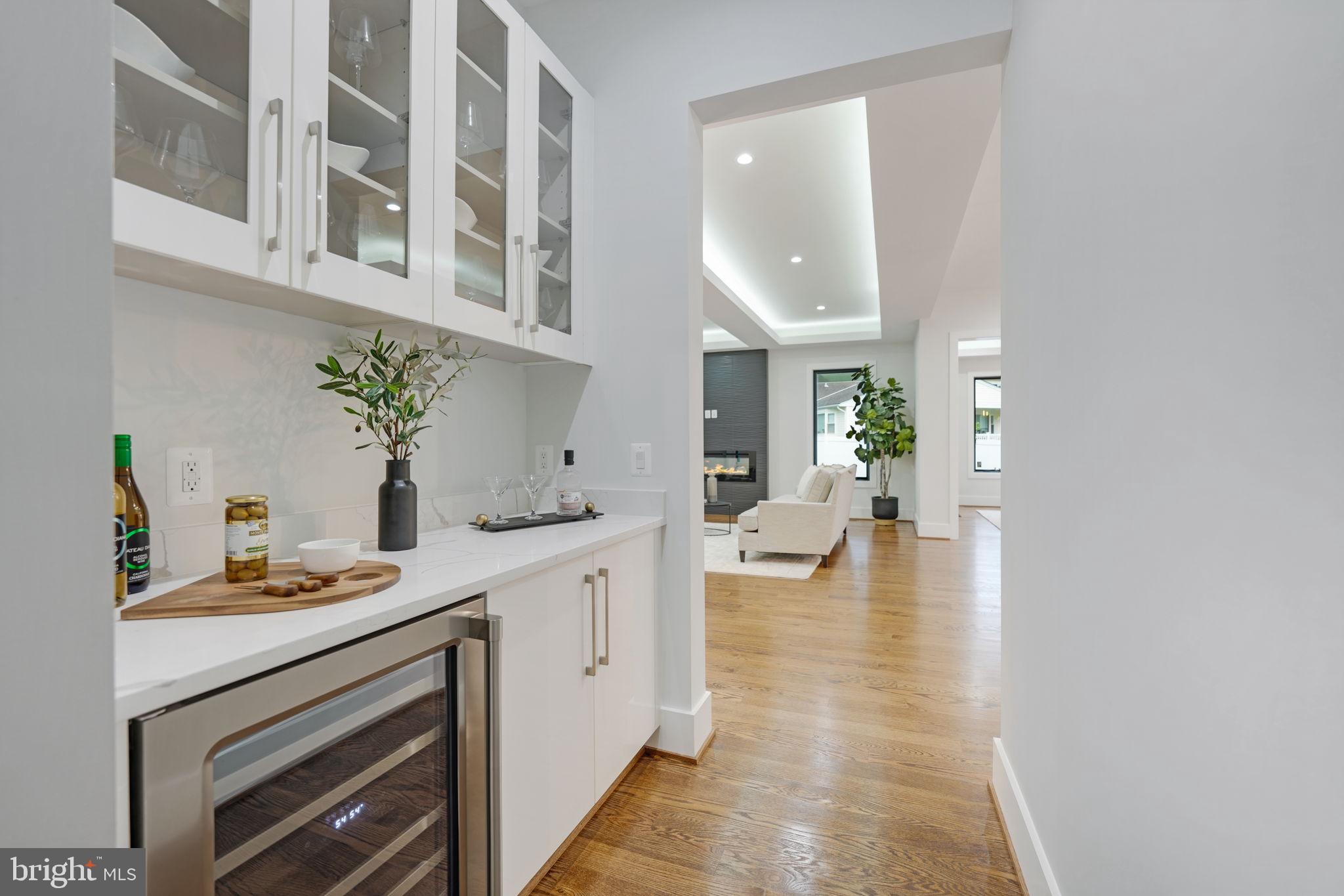 PIMMIT HILLS - Residential