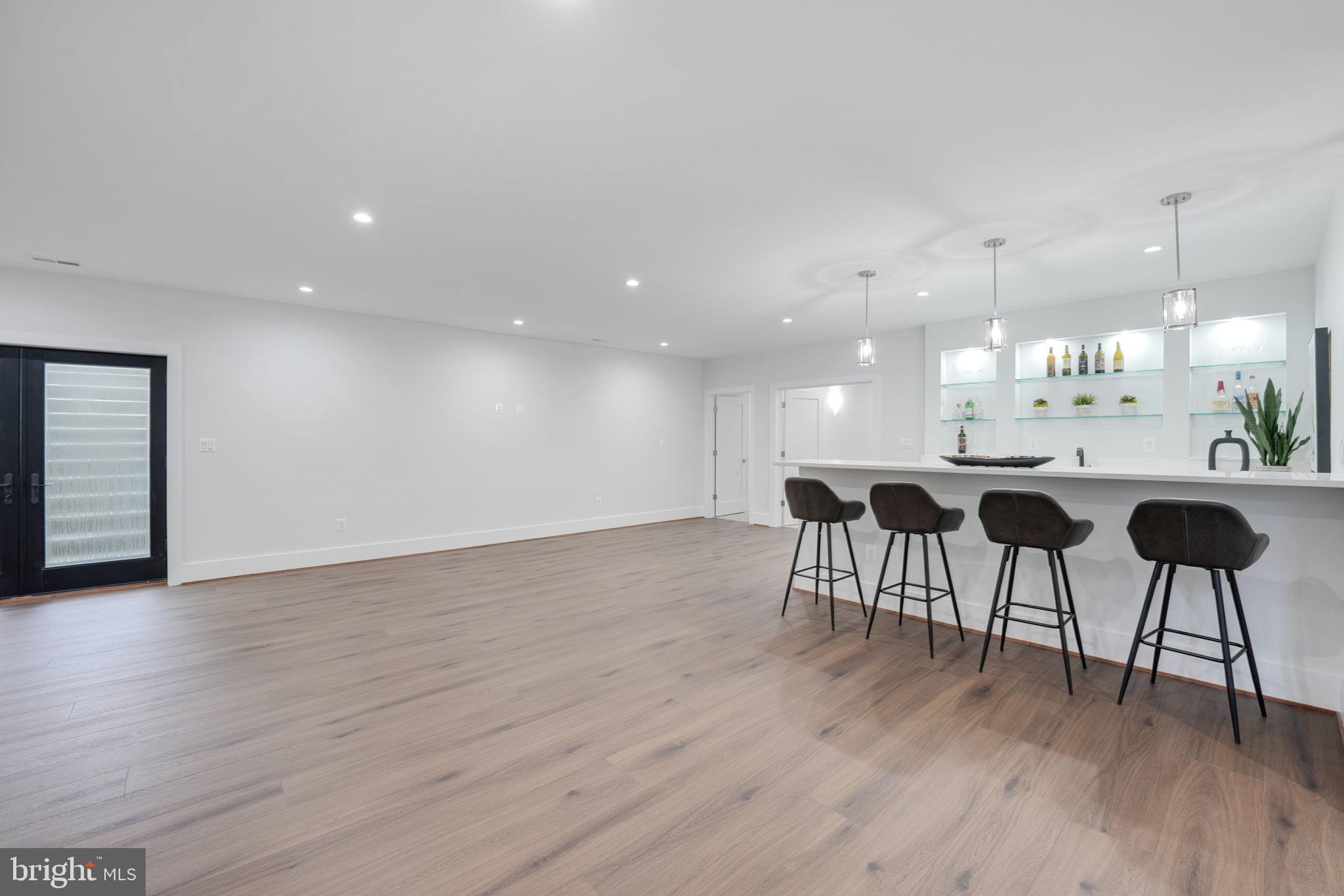 PIMMIT HILLS - Residential