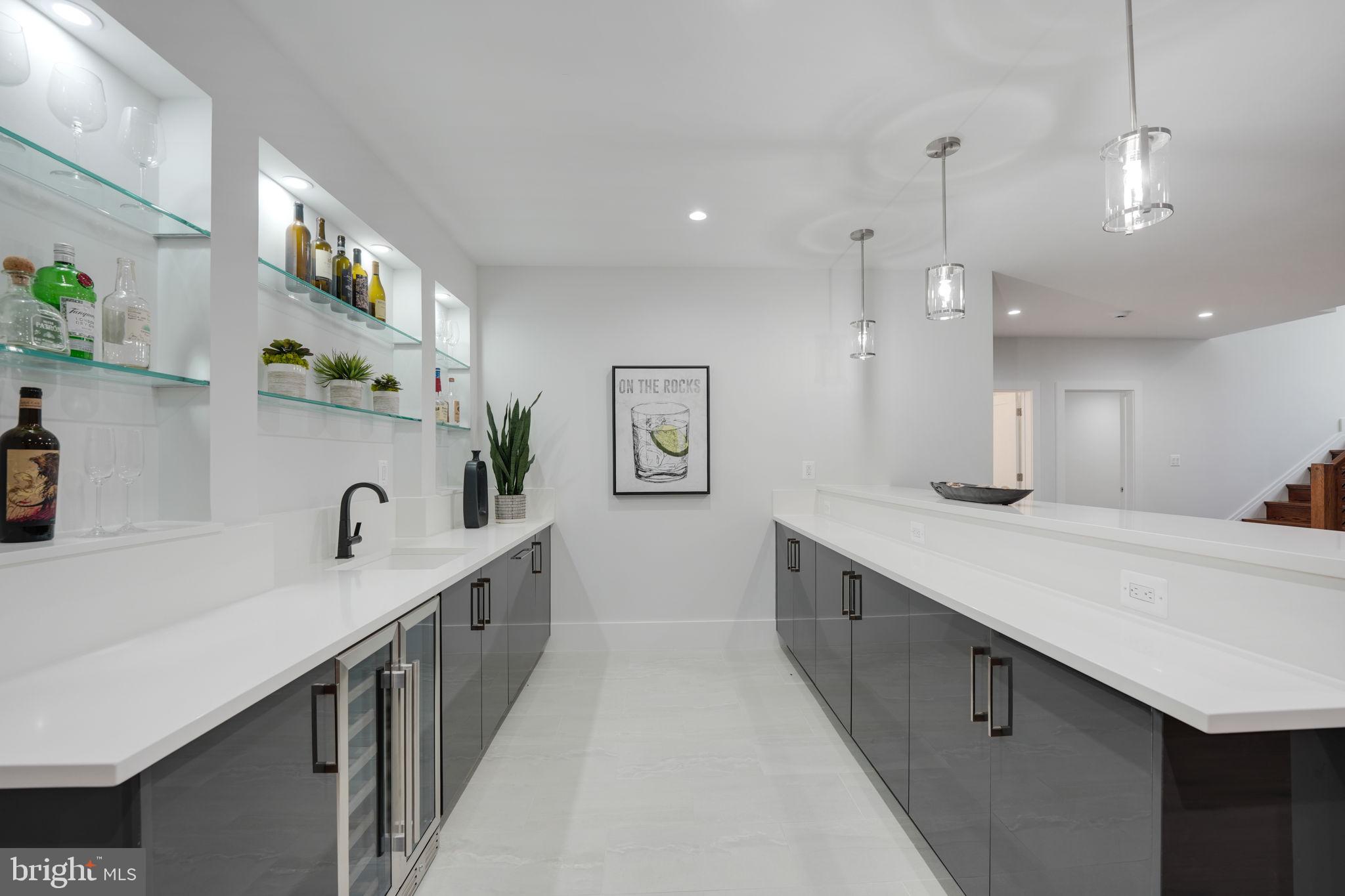 PIMMIT HILLS - Residential