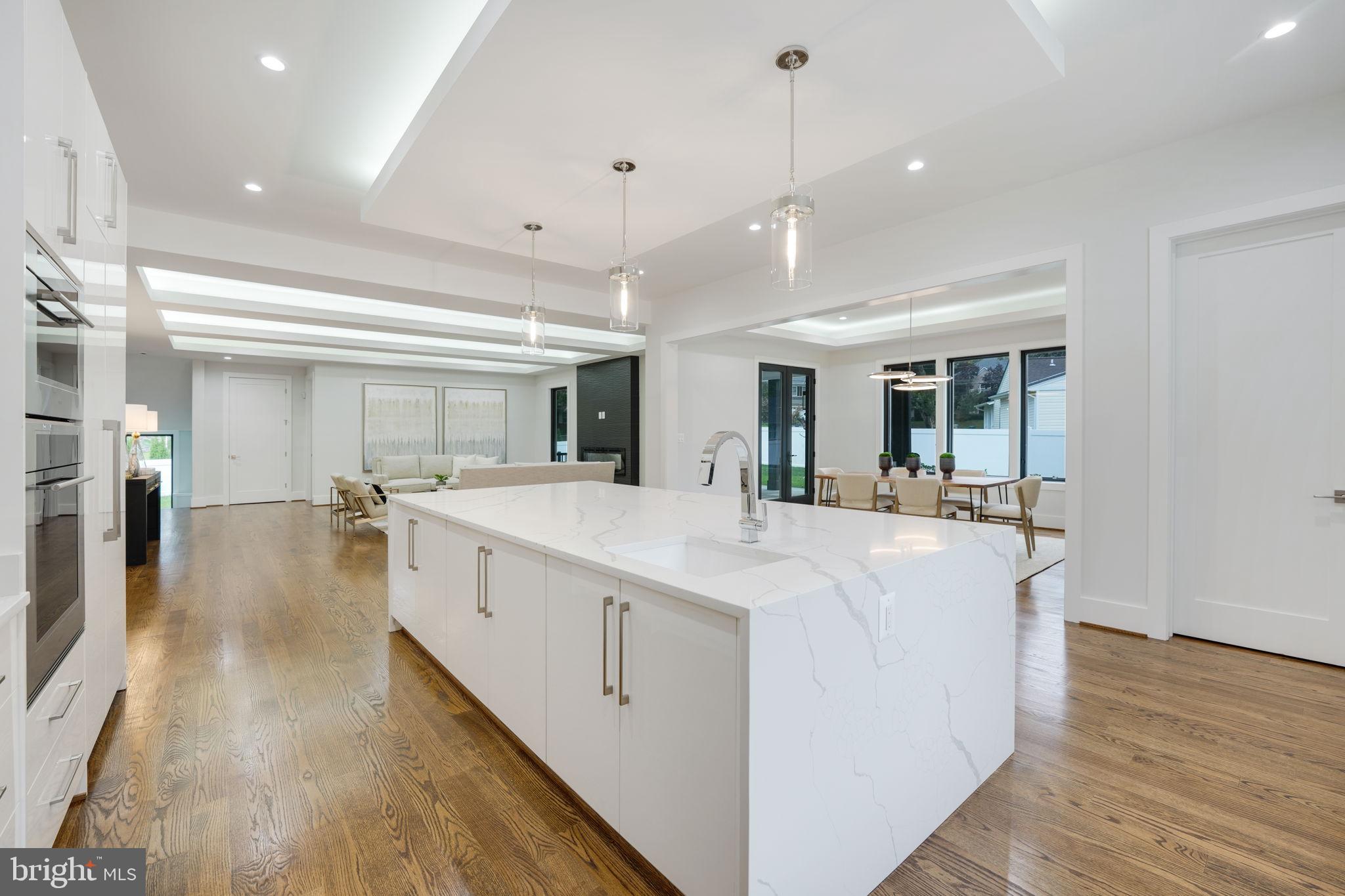 PIMMIT HILLS - Residential