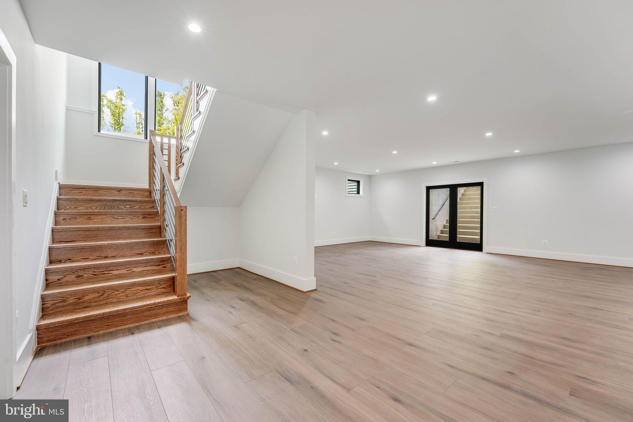 PIMMIT HILLS - Residential