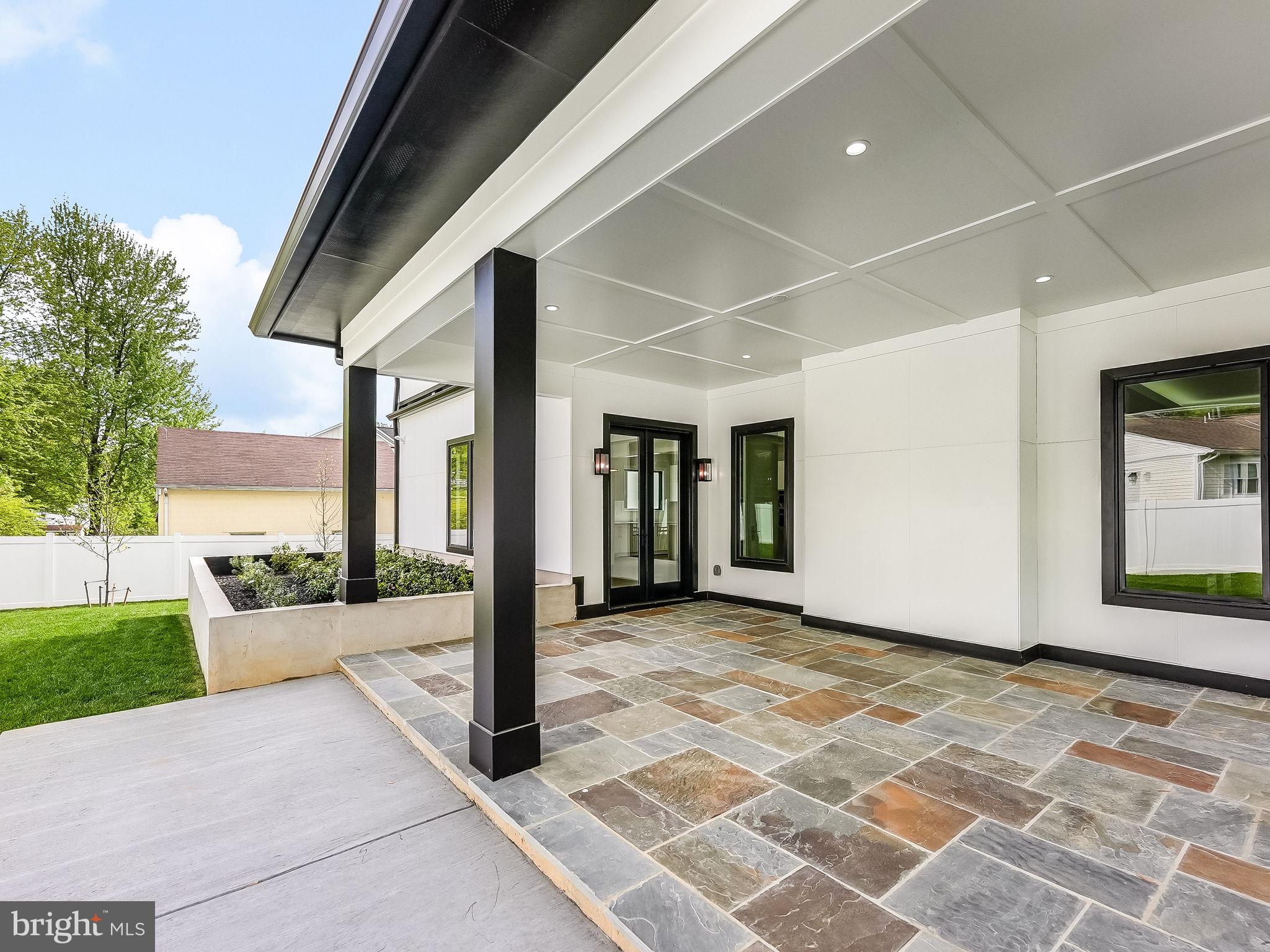 PIMMIT HILLS - Residential