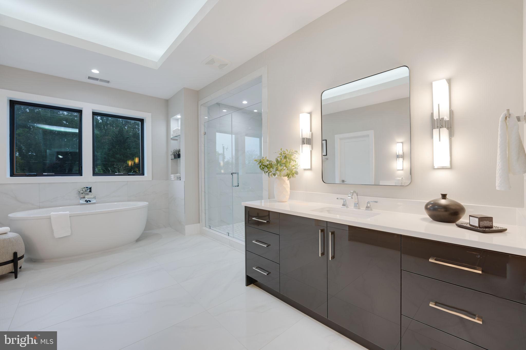 PIMMIT HILLS - Residential