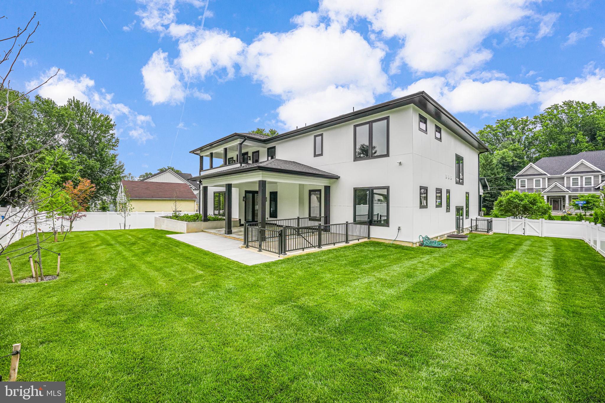 PIMMIT HILLS - Residential