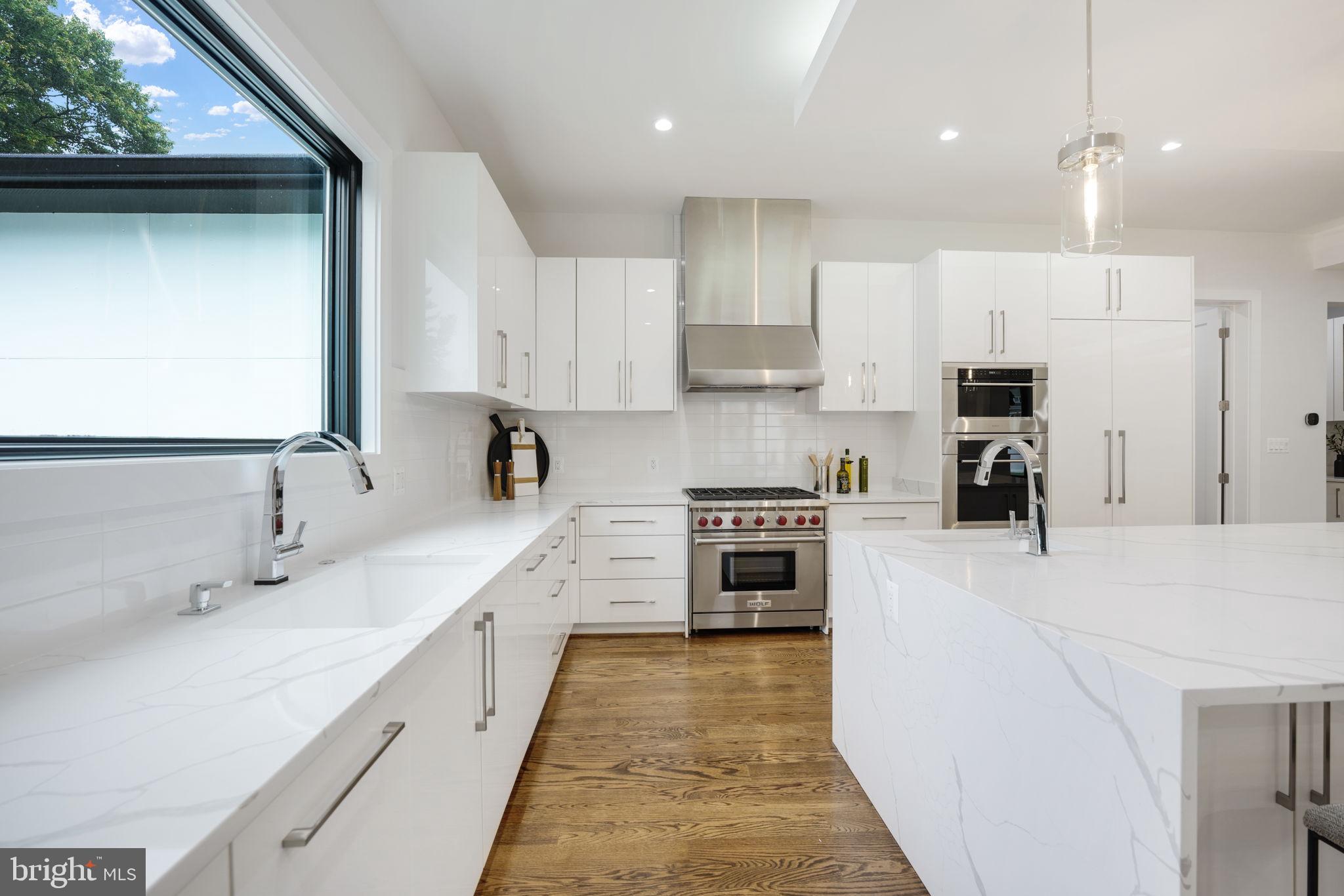 PIMMIT HILLS - Residential