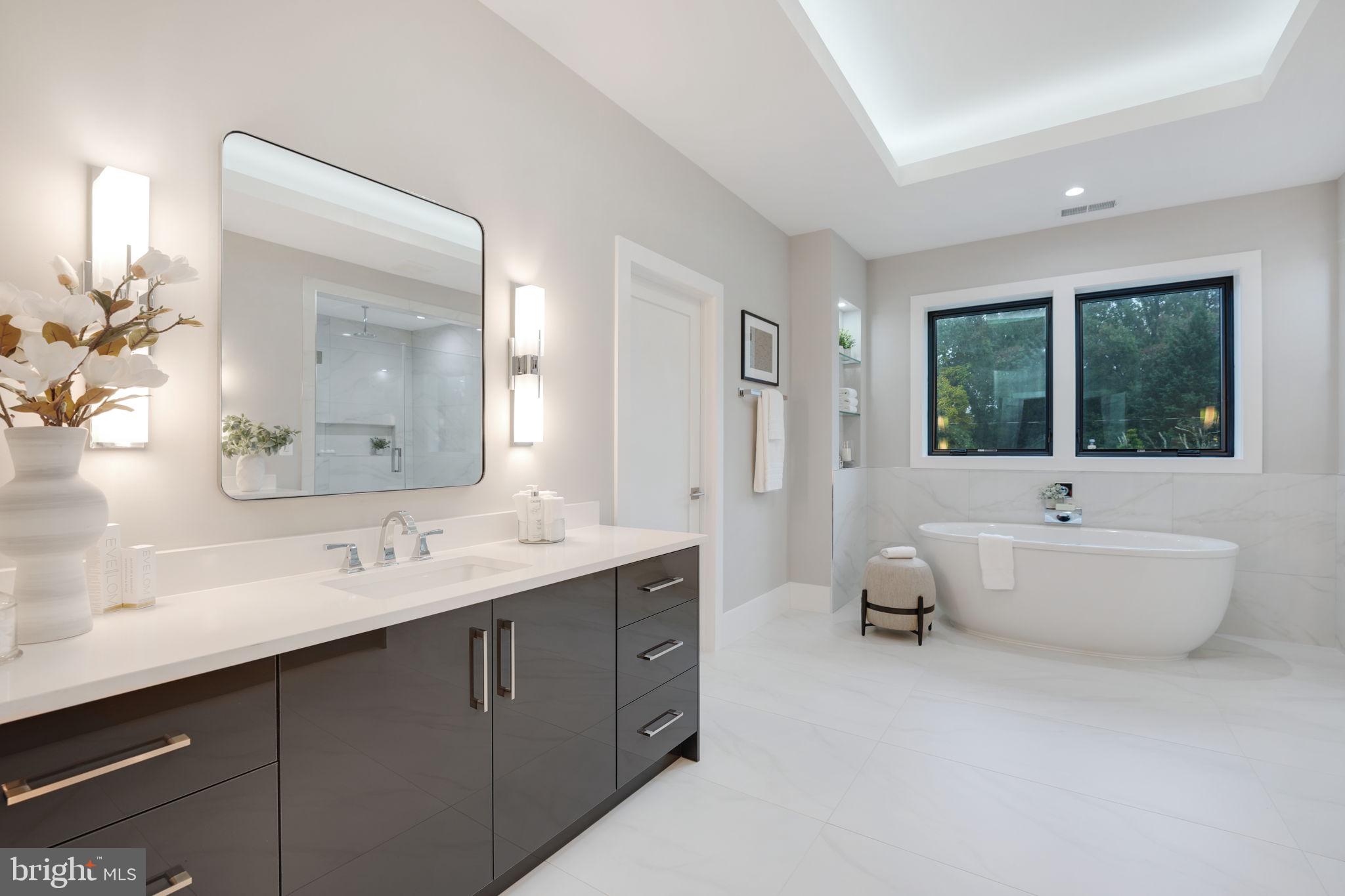 PIMMIT HILLS - Residential