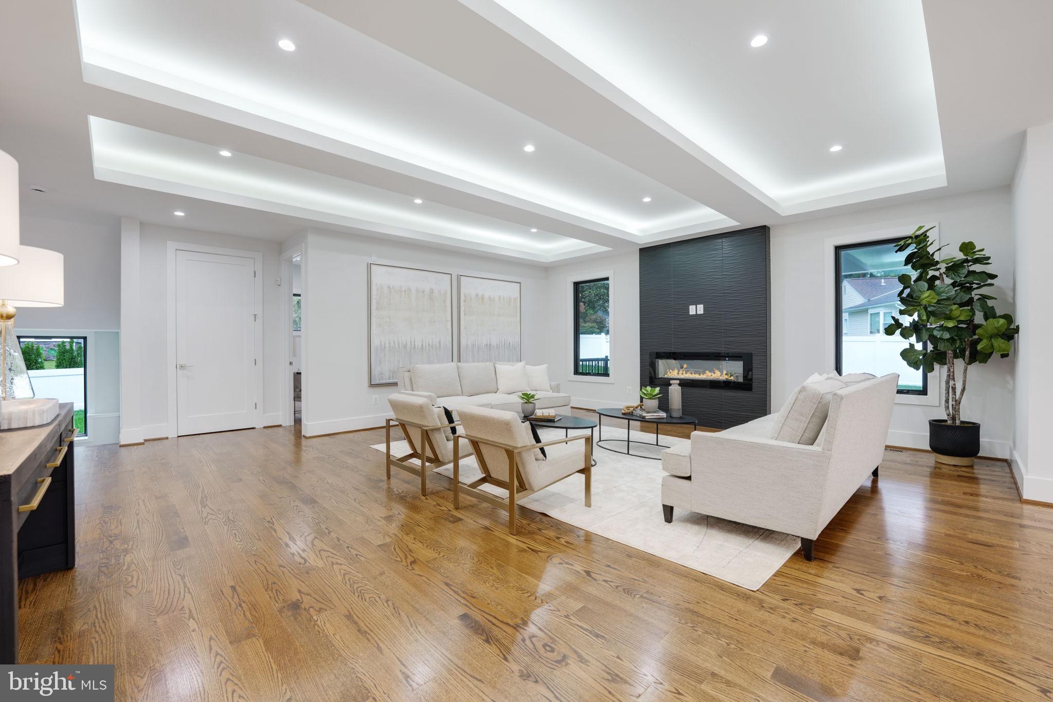 PIMMIT HILLS - Residential