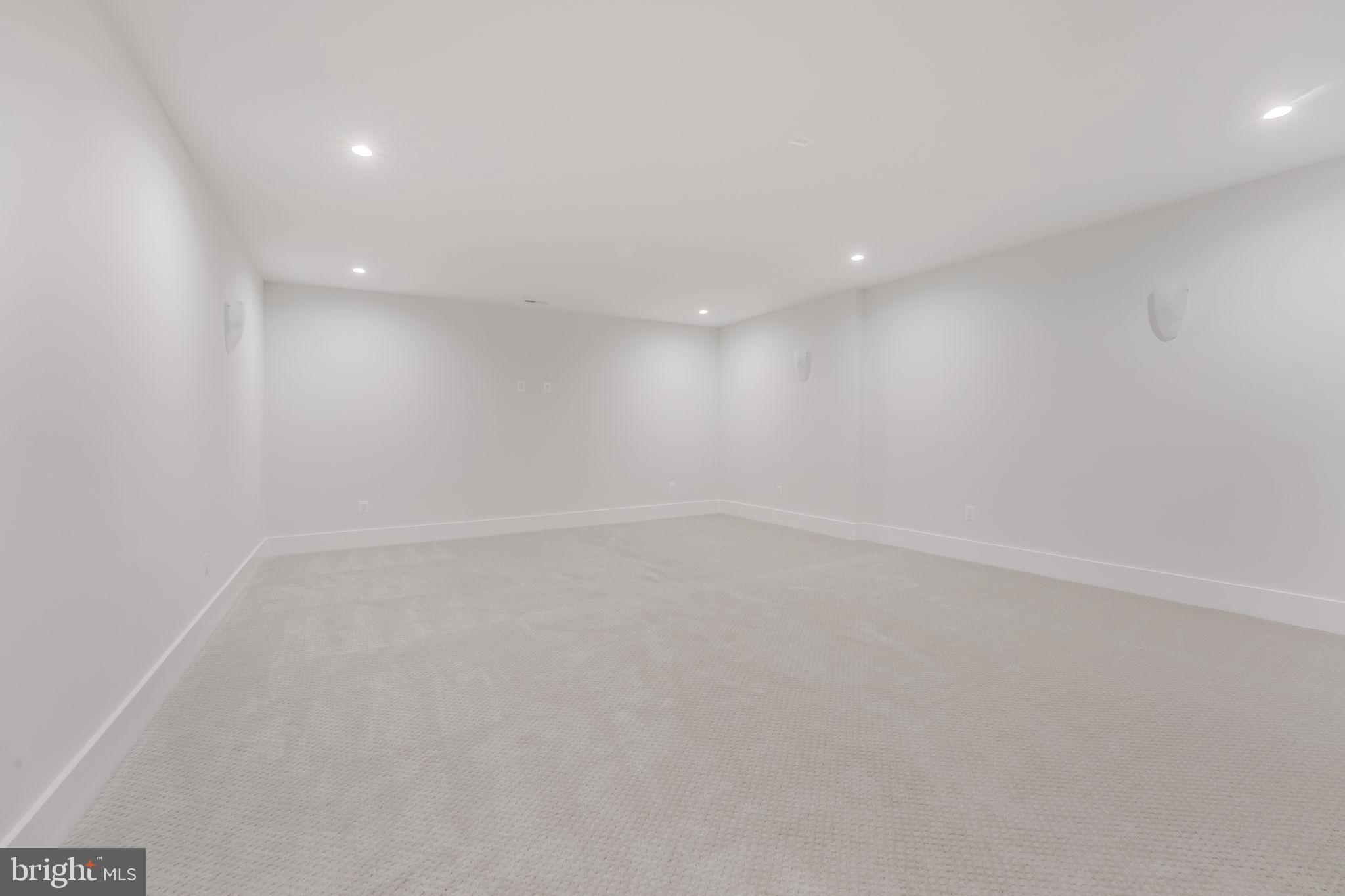 PIMMIT HILLS - Residential