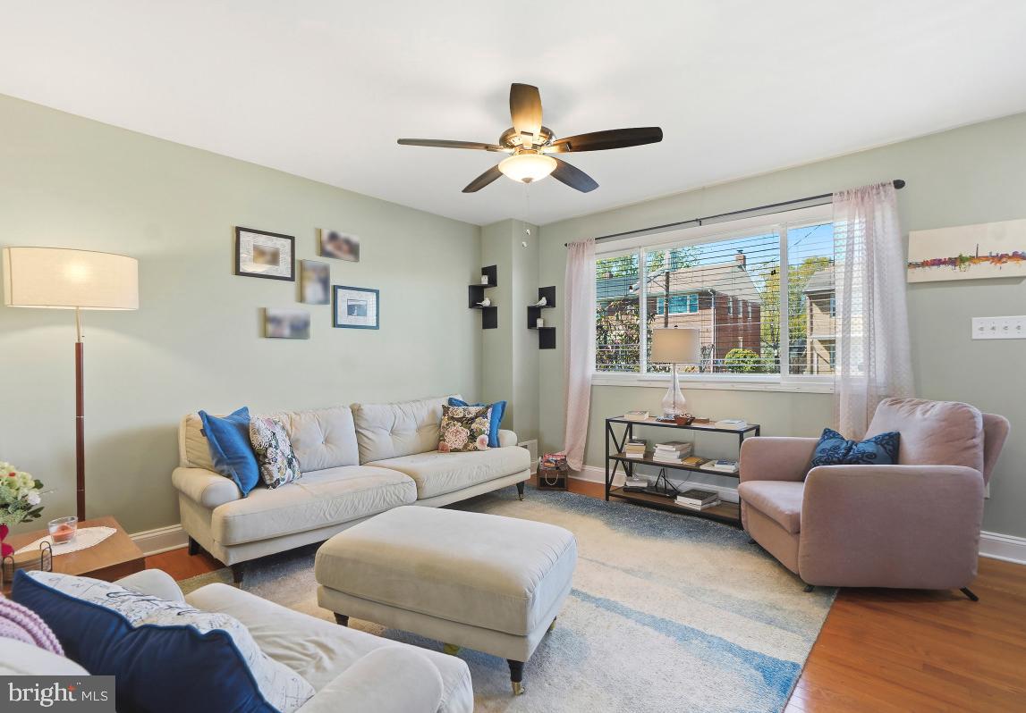 715 DELAFIELD STREET NE