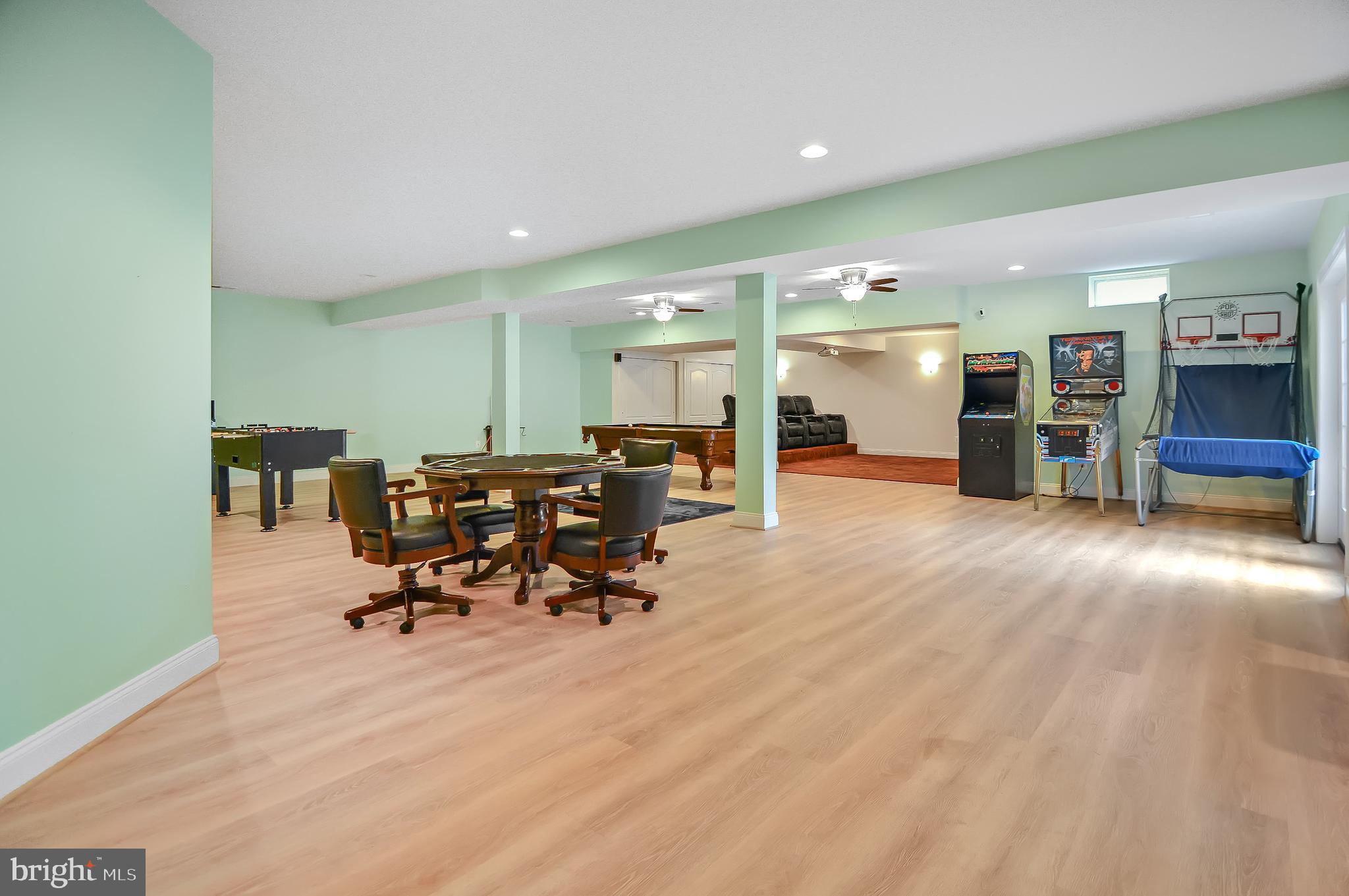 DOMINION VALLEY COUNTRY CLUB - Residential