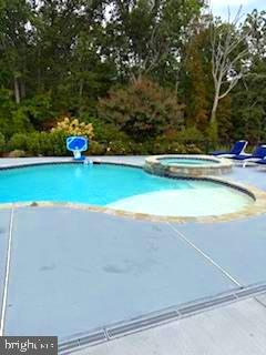 DOMINION VALLEY COUNTRY CLUB - Residential