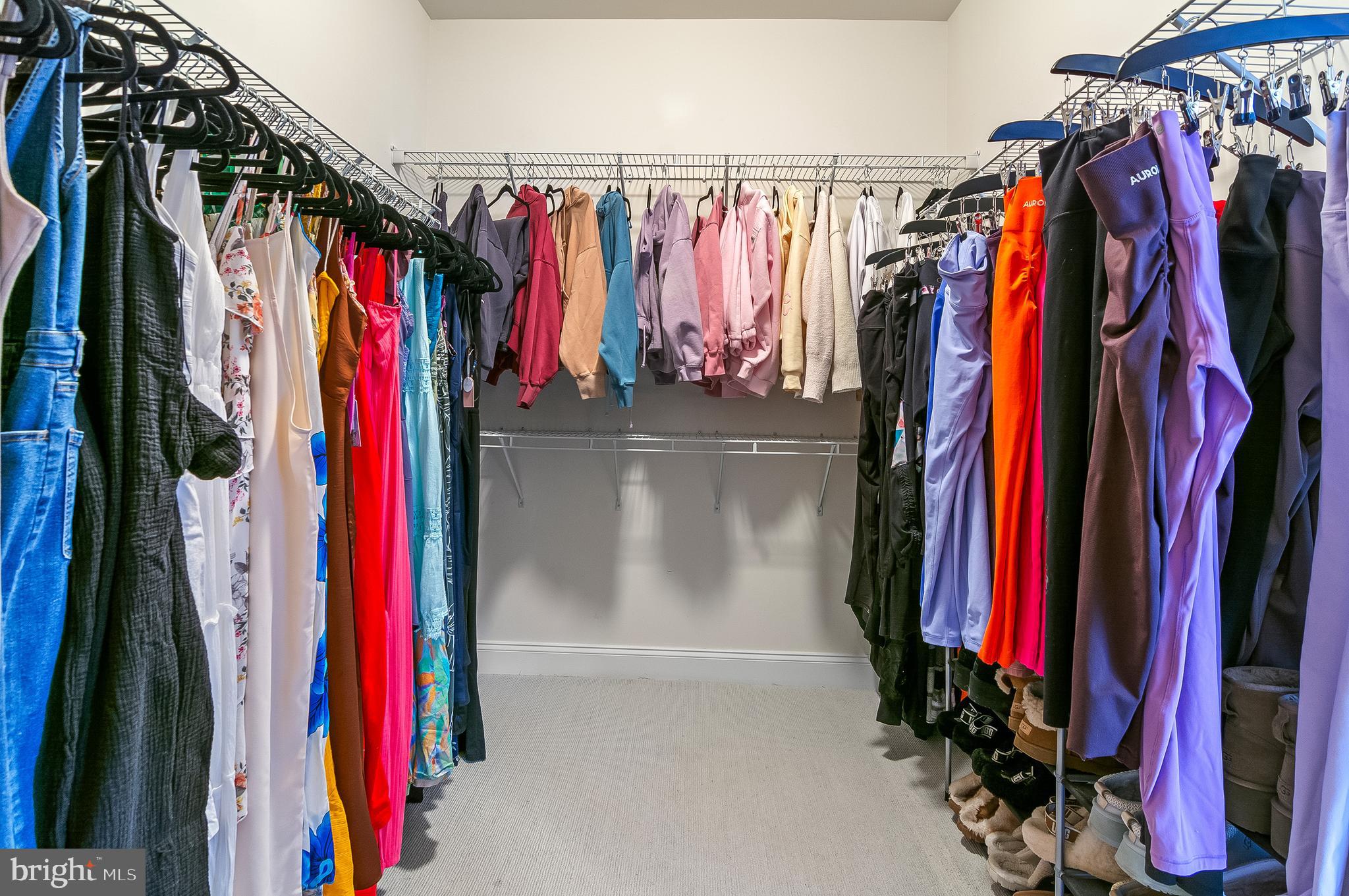 DOMINION VALLEY COUNTRY CLUB - Residential