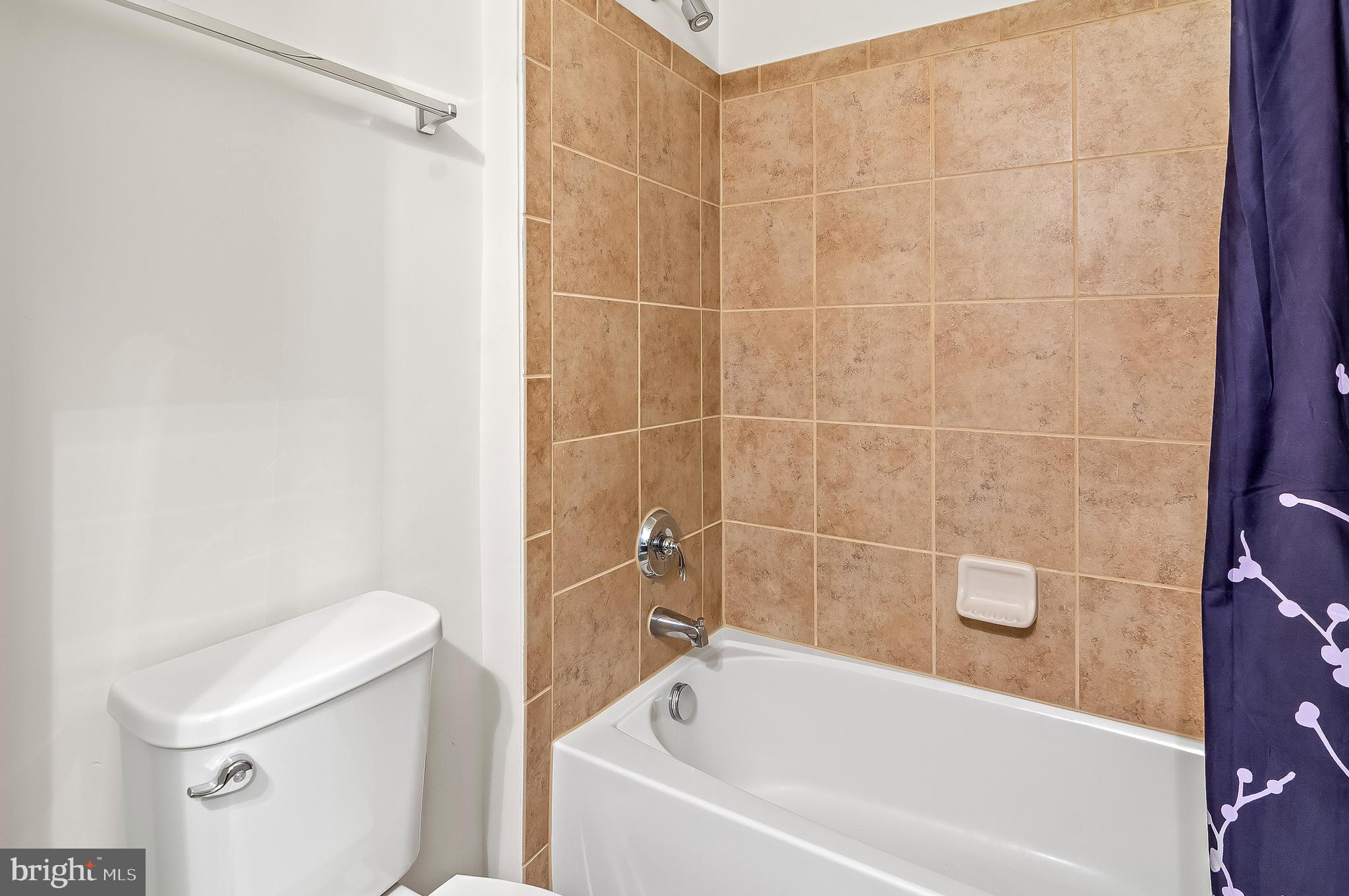 DOMINION VALLEY COUNTRY CLUB - Residential