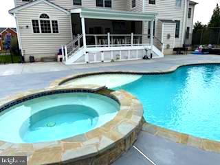 DOMINION VALLEY COUNTRY CLUB - Residential