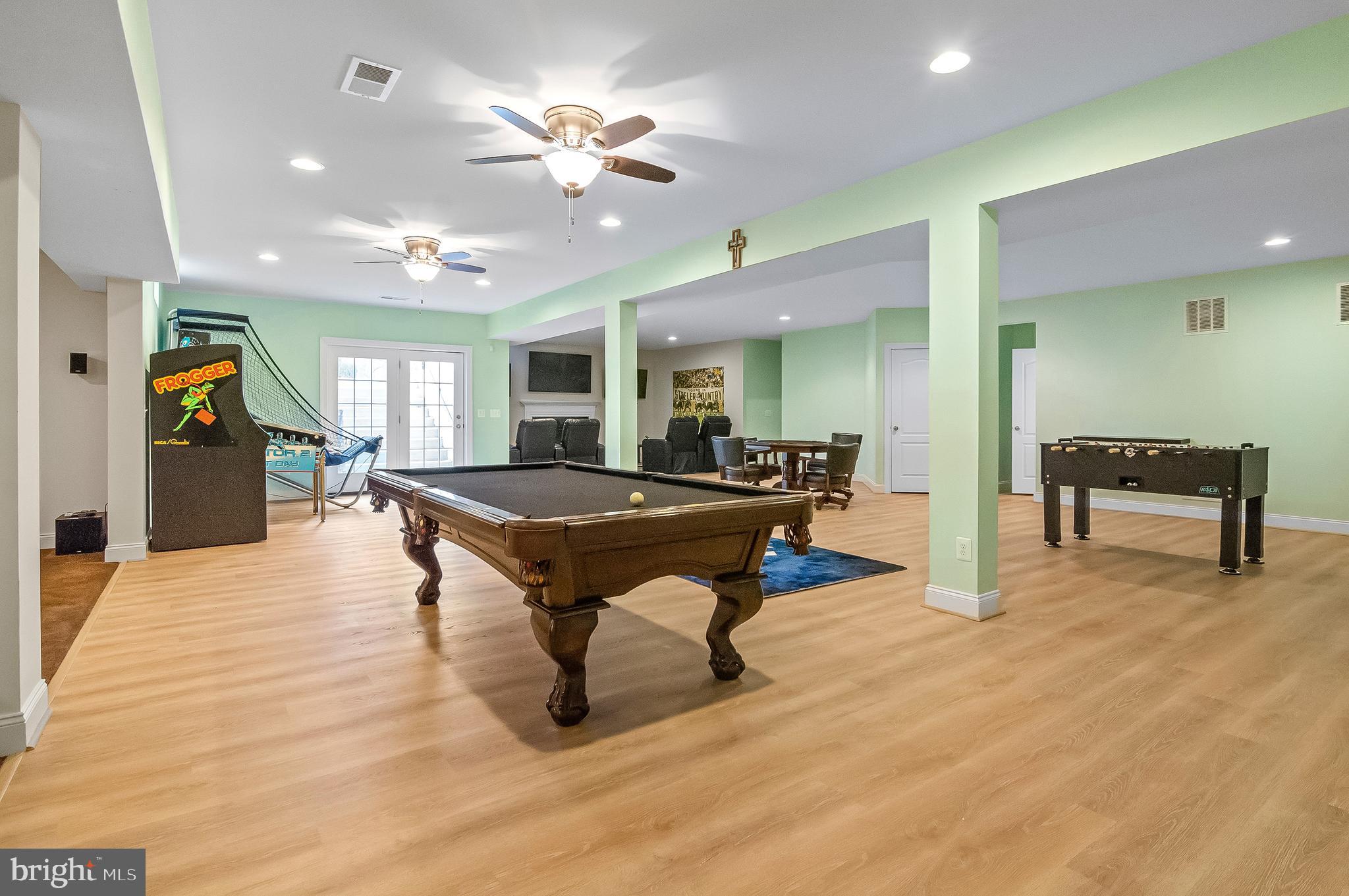 DOMINION VALLEY COUNTRY CLUB - Residential