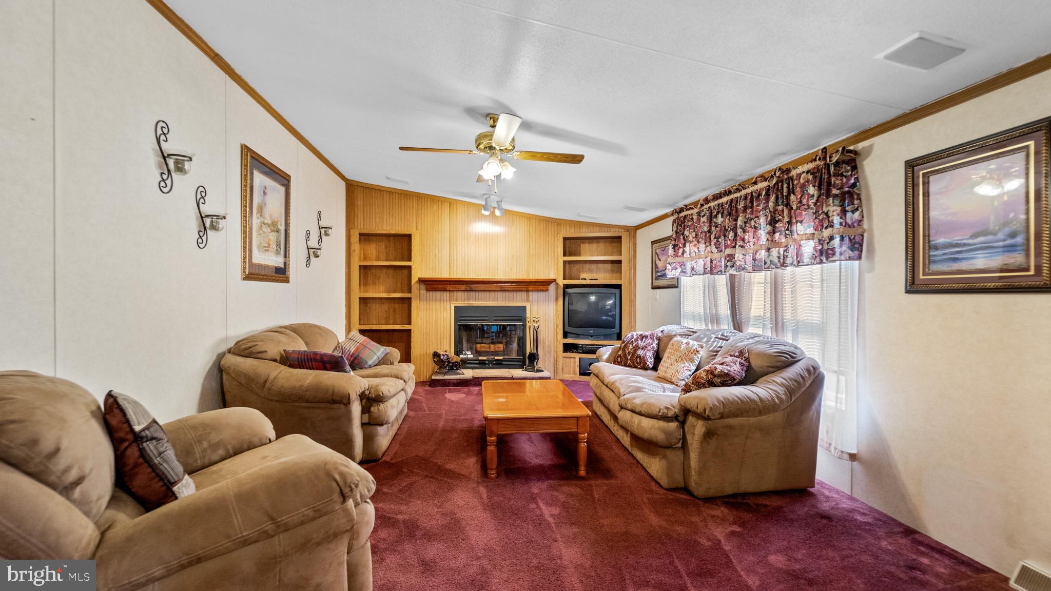 DEEP RUN PARK - Residential