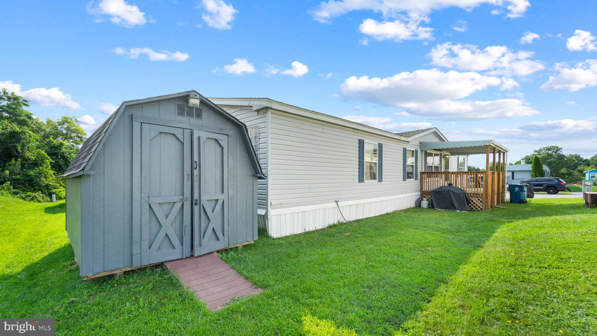 DEEP RUN PARK - Residential