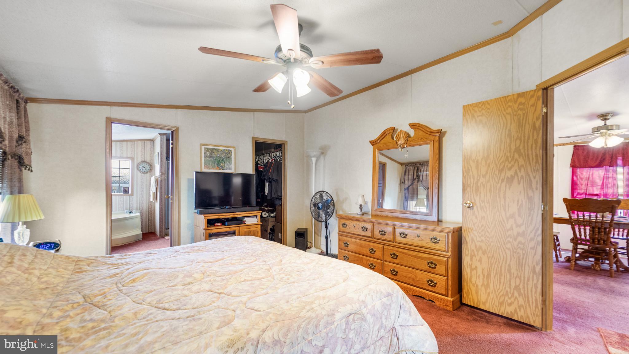 DEEP RUN PARK - Residential