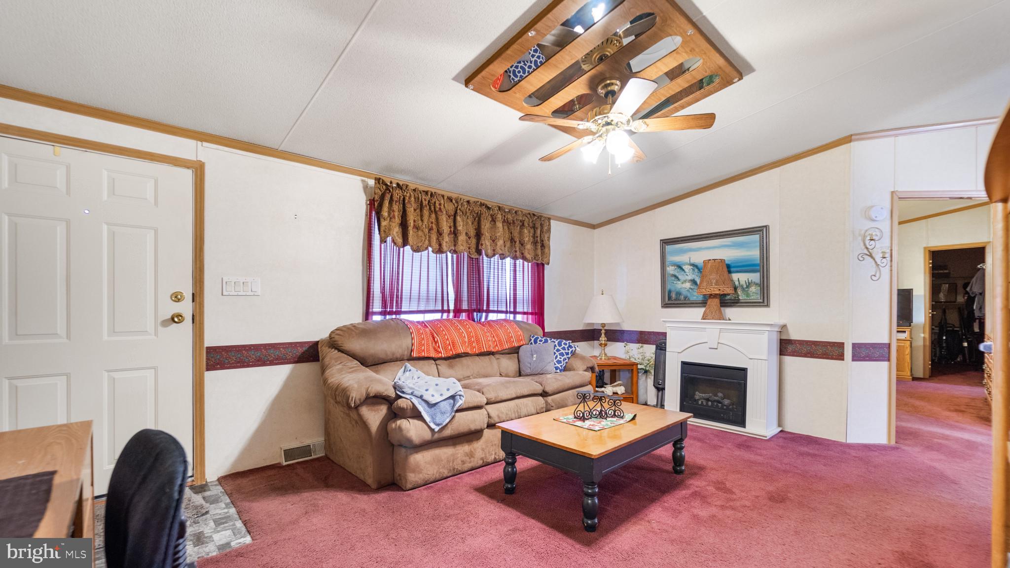 DEEP RUN PARK - Residential