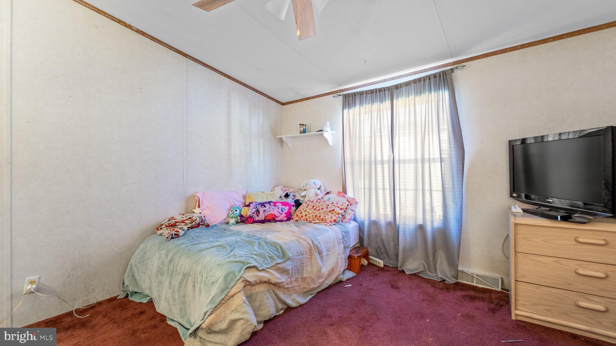 DEEP RUN PARK - Residential