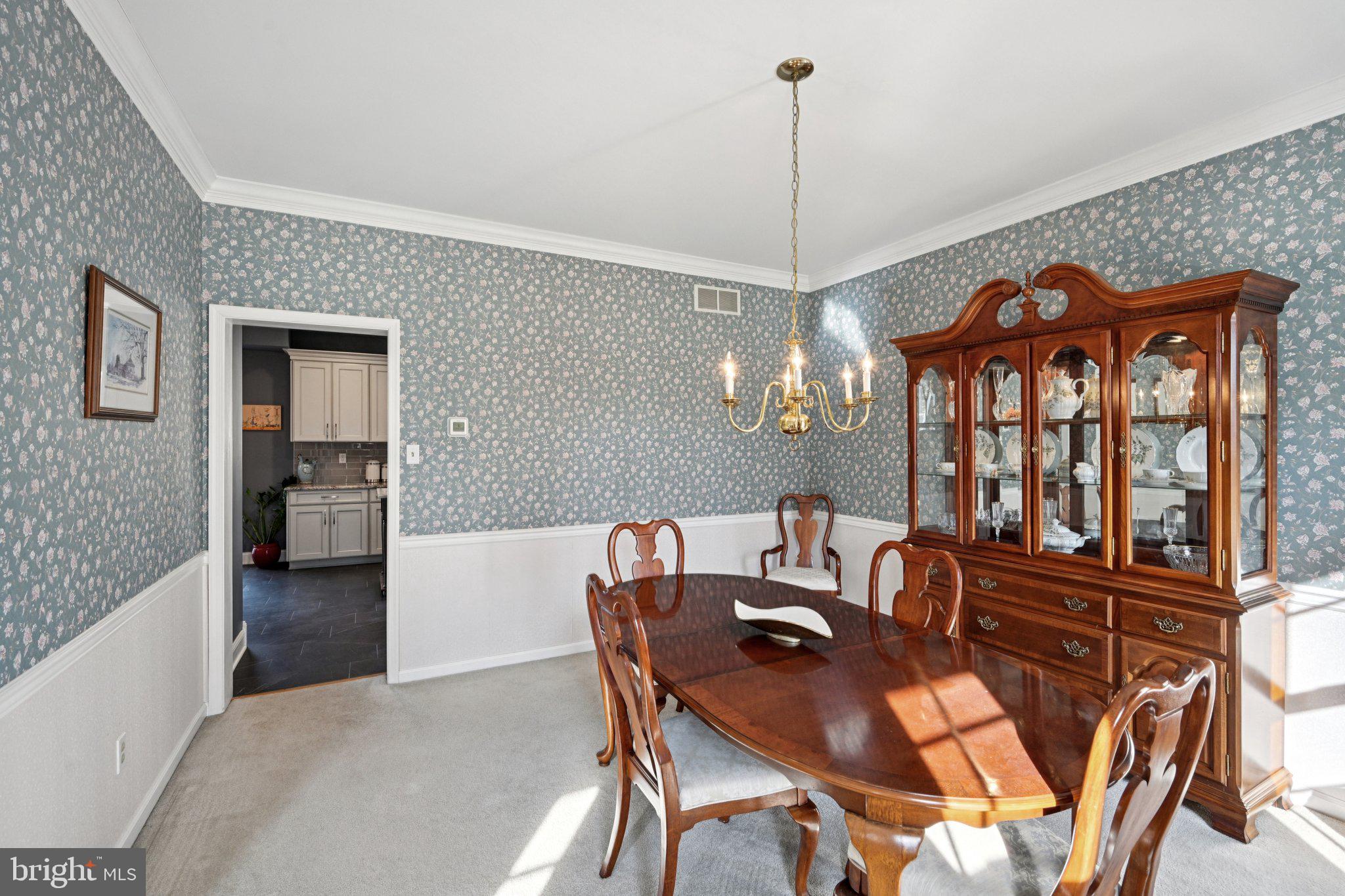 ROCKFORD ESTATES - Residential