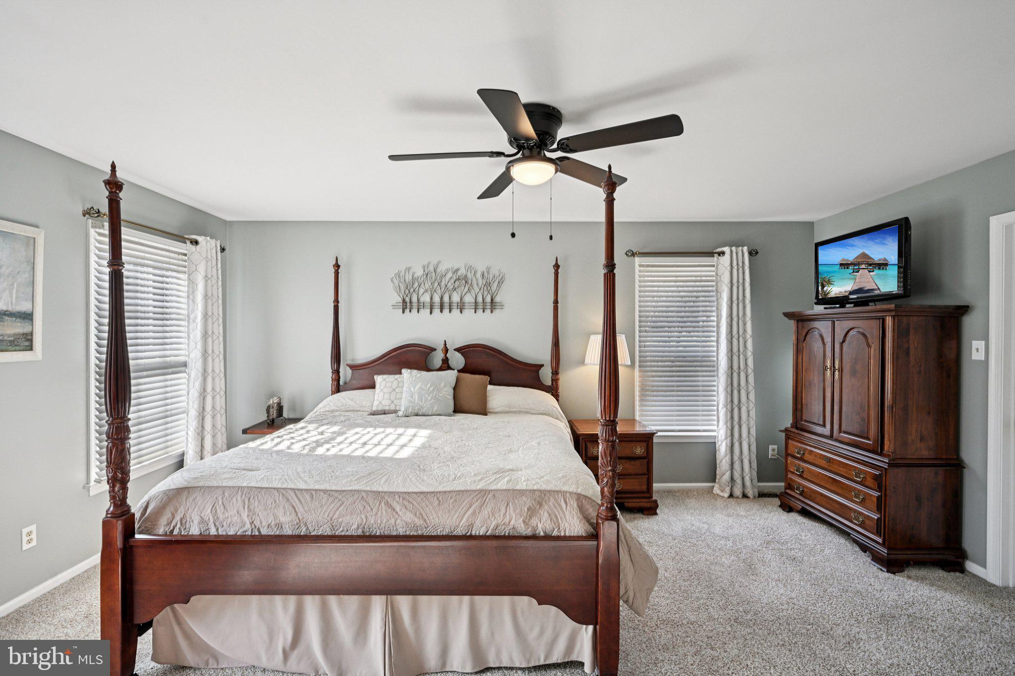 ROCKFORD ESTATES - Residential