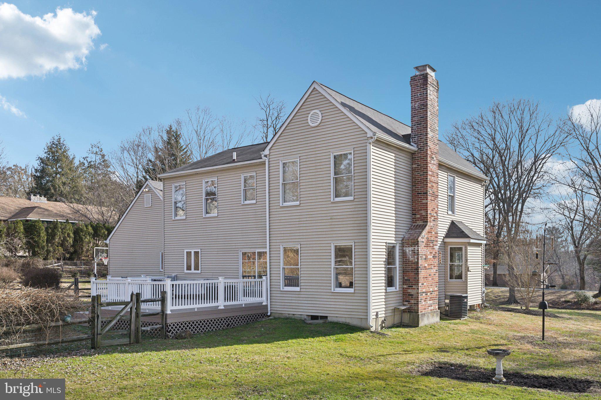 ROCKFORD ESTATES - Residential