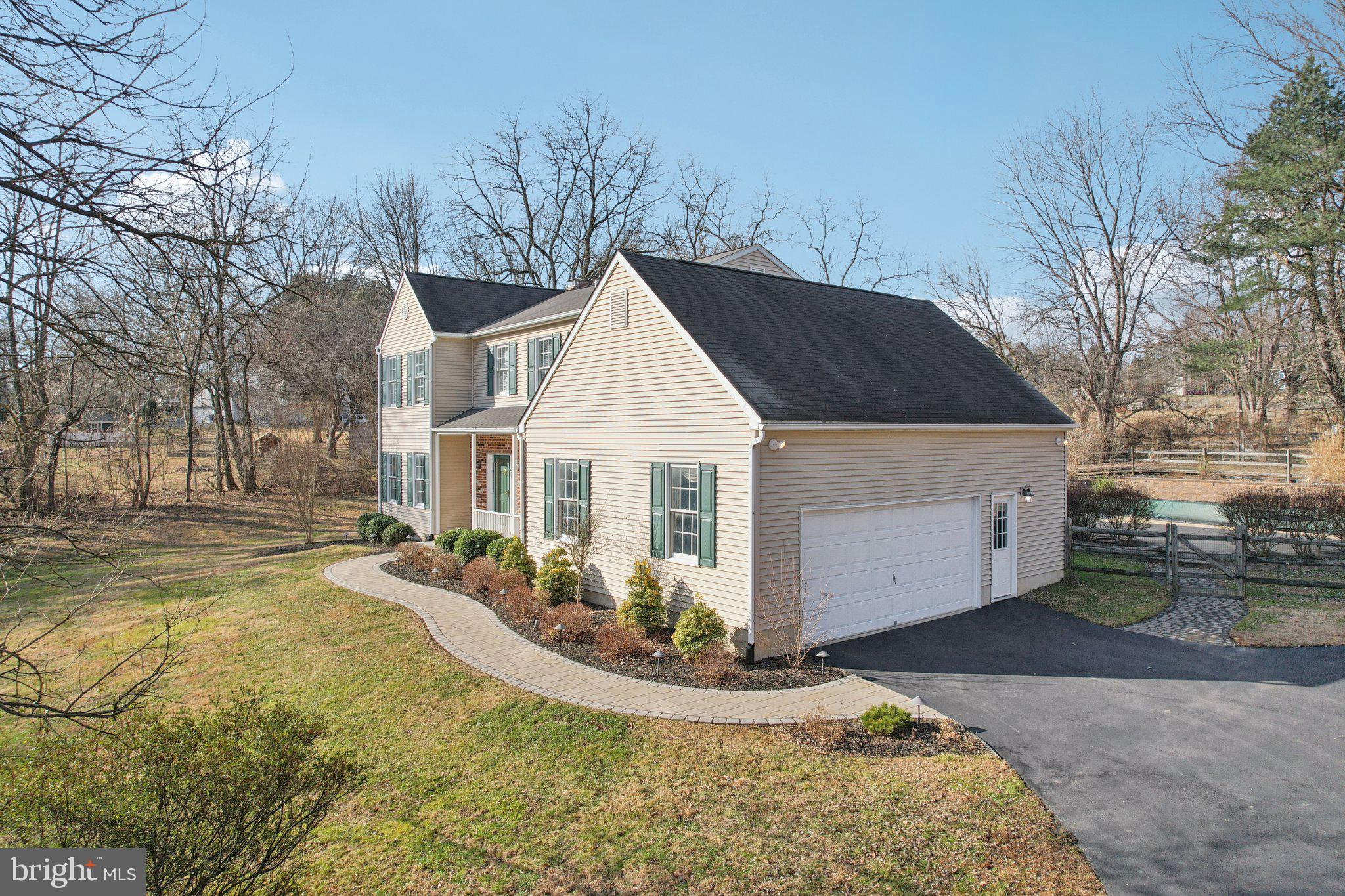 ROCKFORD ESTATES - Residential