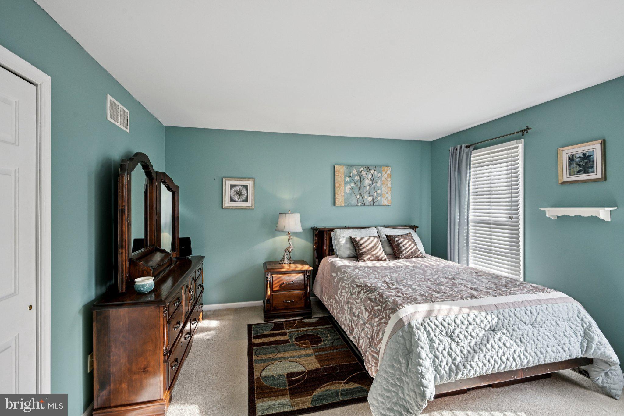 ROCKFORD ESTATES - Residential