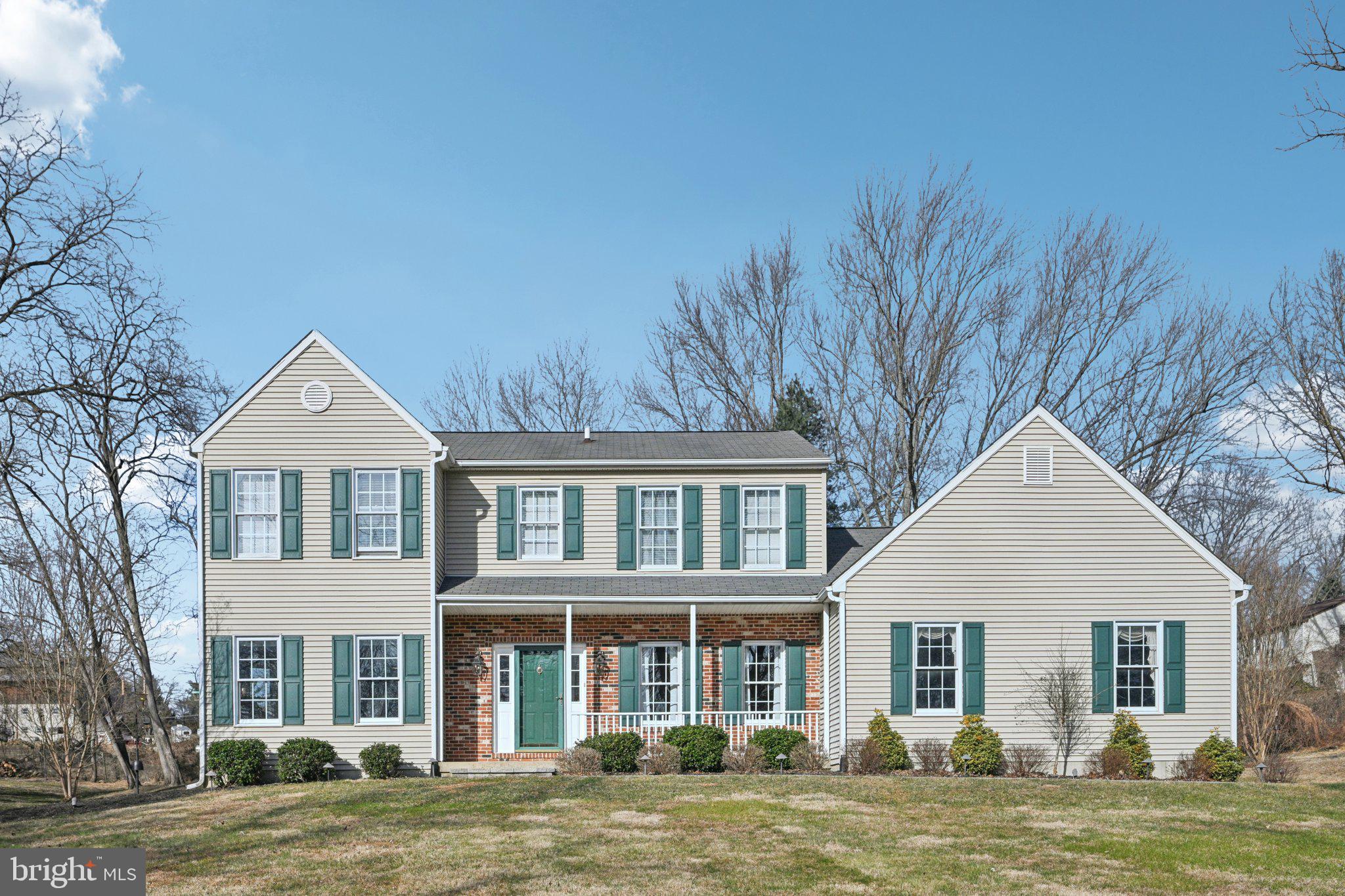 ROCKFORD ESTATES - Residential