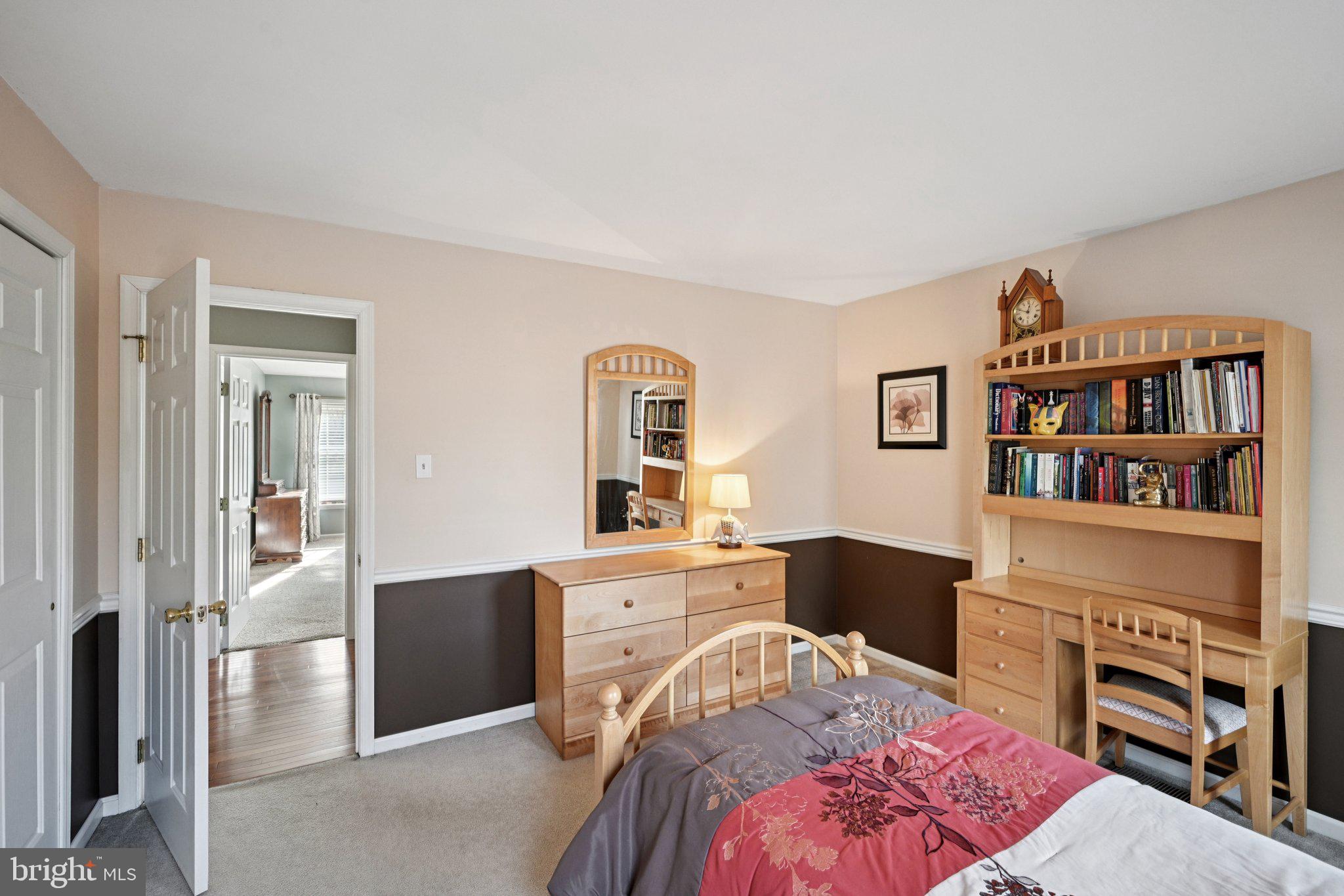 ROCKFORD ESTATES - Residential