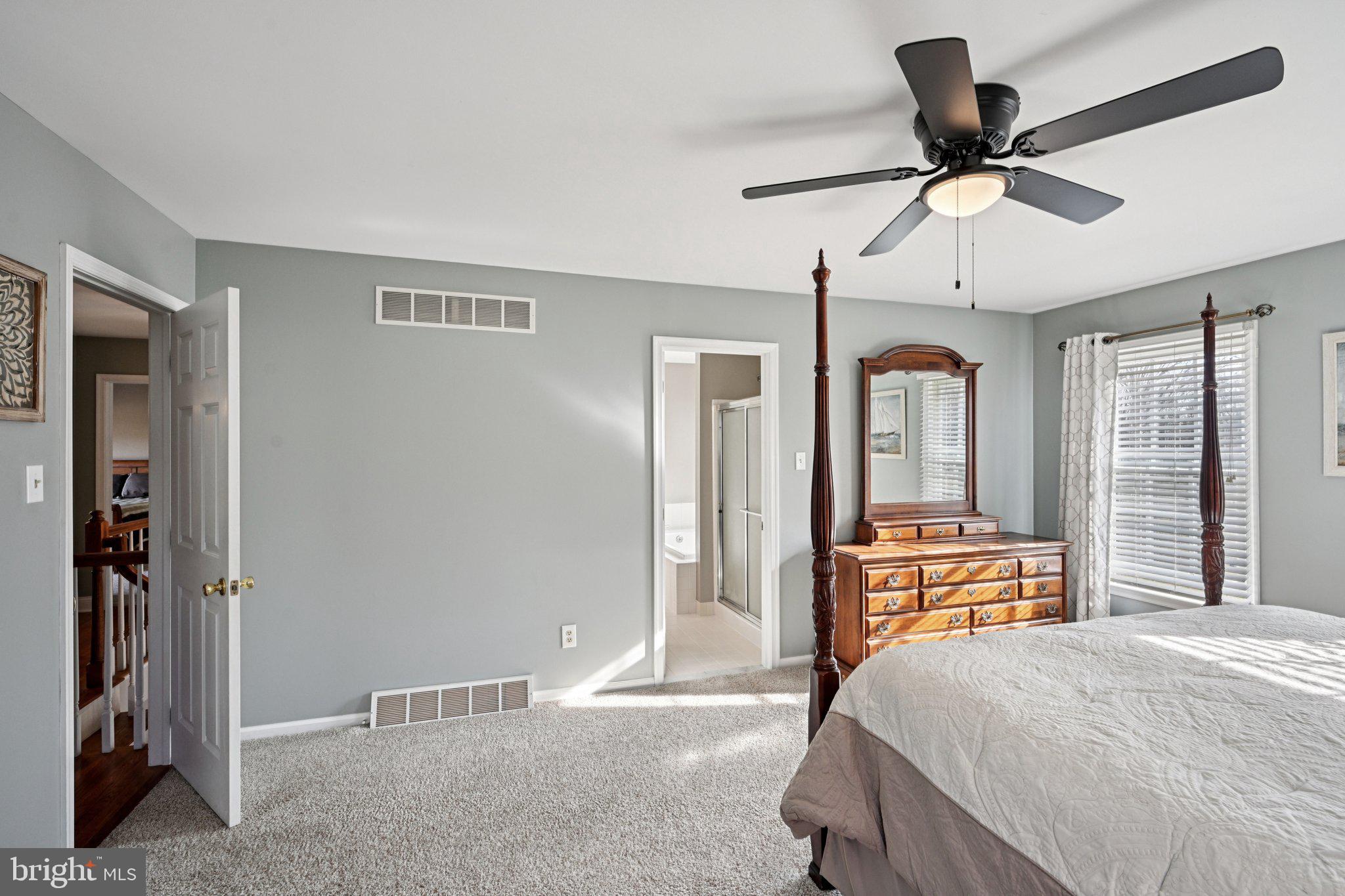 ROCKFORD ESTATES - Residential