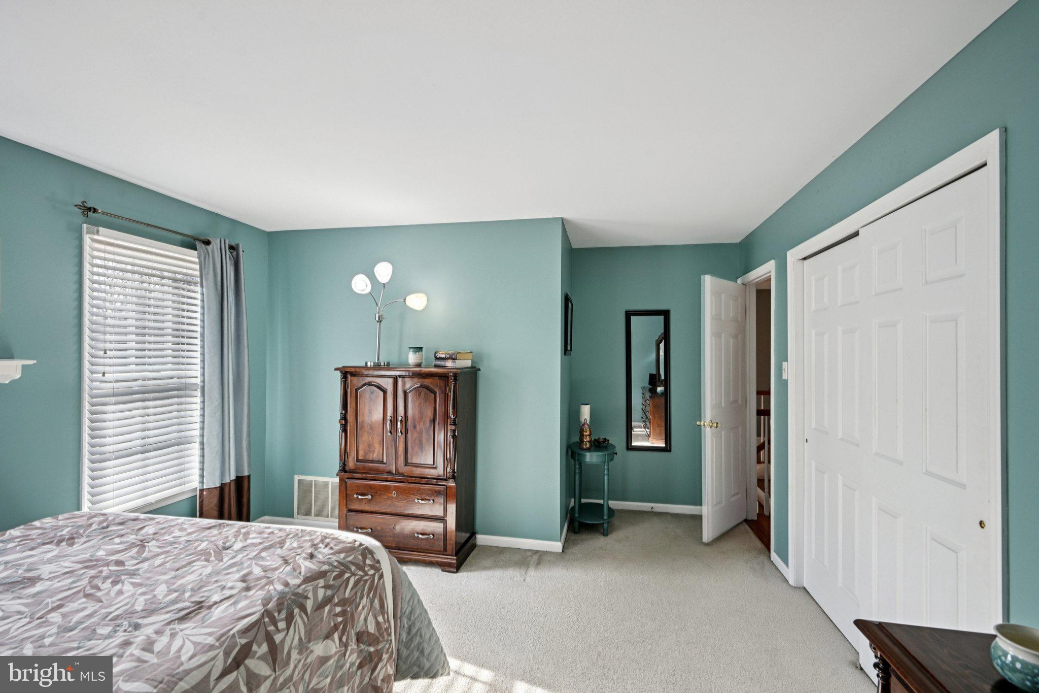 ROCKFORD ESTATES - Residential