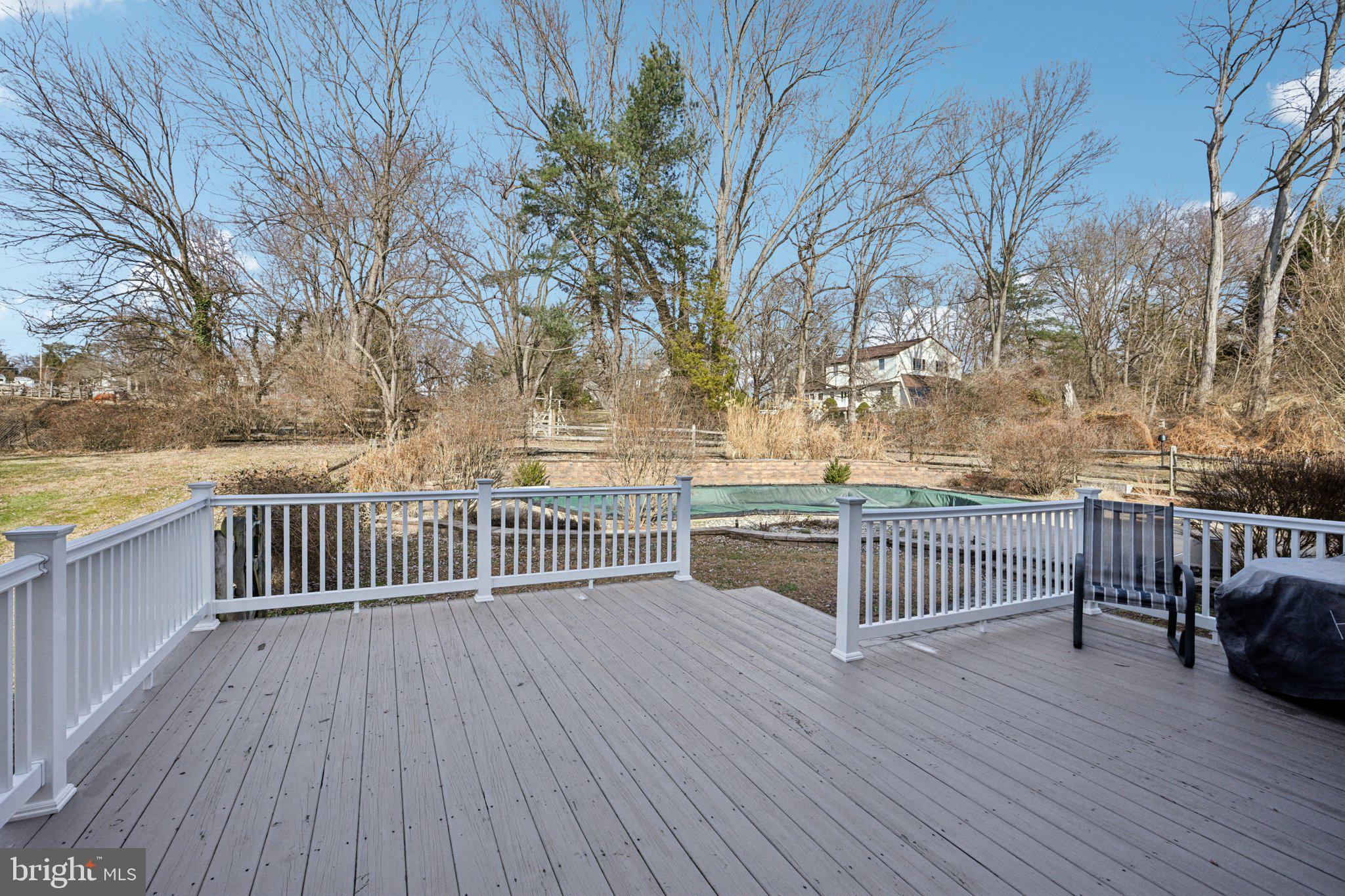 ROCKFORD ESTATES - Residential