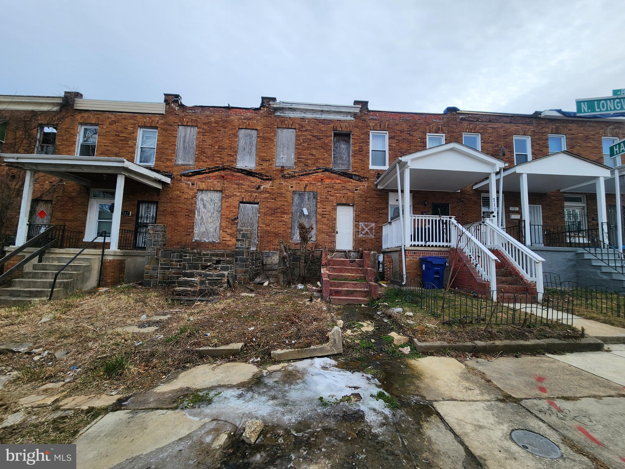 713 N LONGWOOD STREET