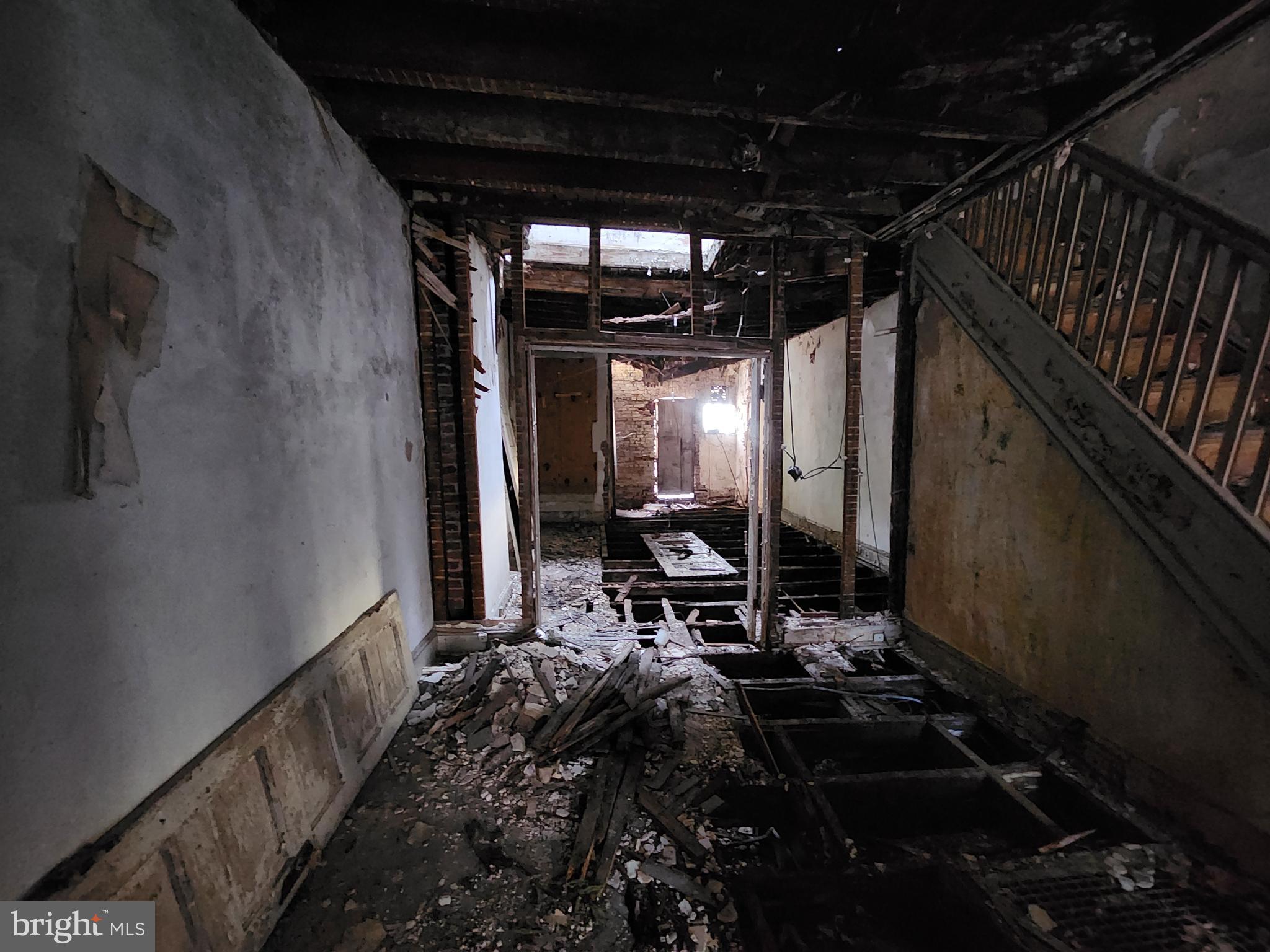 FRANKLINTOWN ROAD - Residential